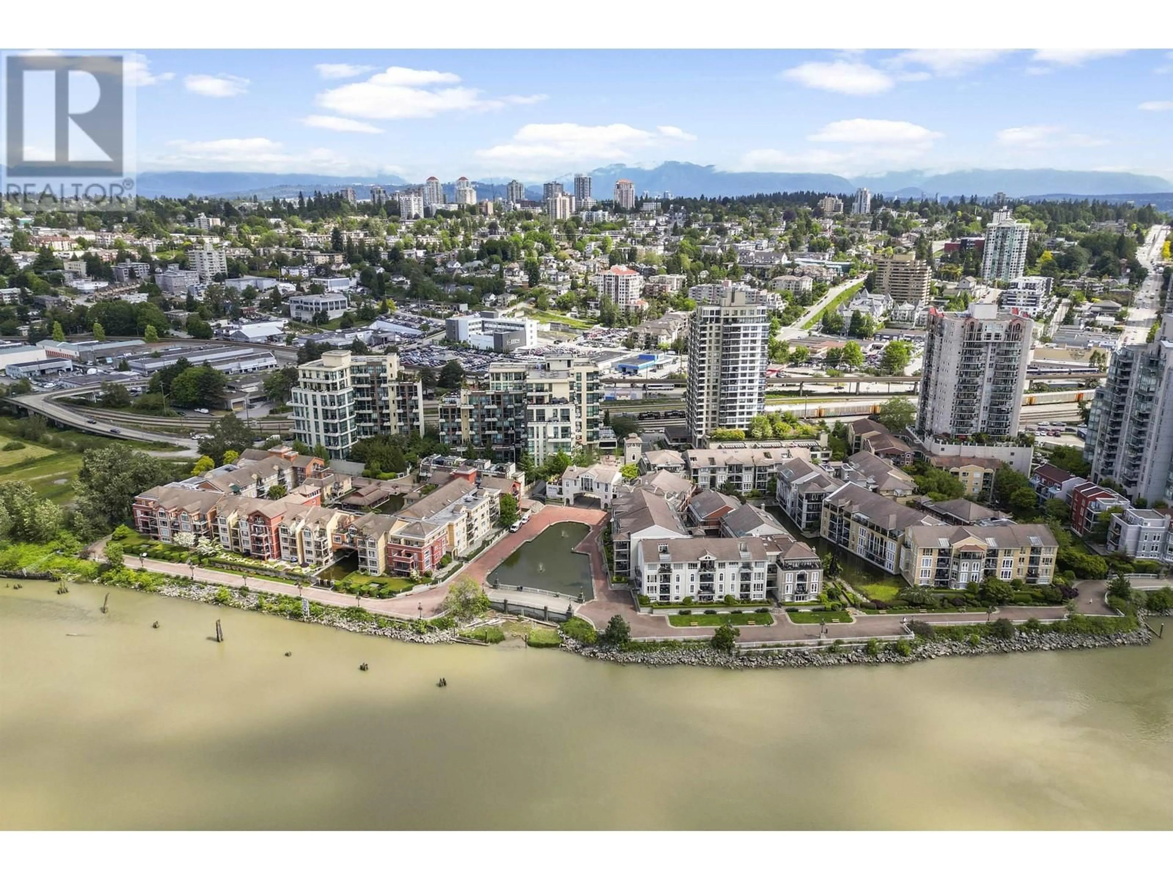 Lakeview for 1808 1 RENAISSANCE SQUARE, New Westminster British Columbia V3M0B6