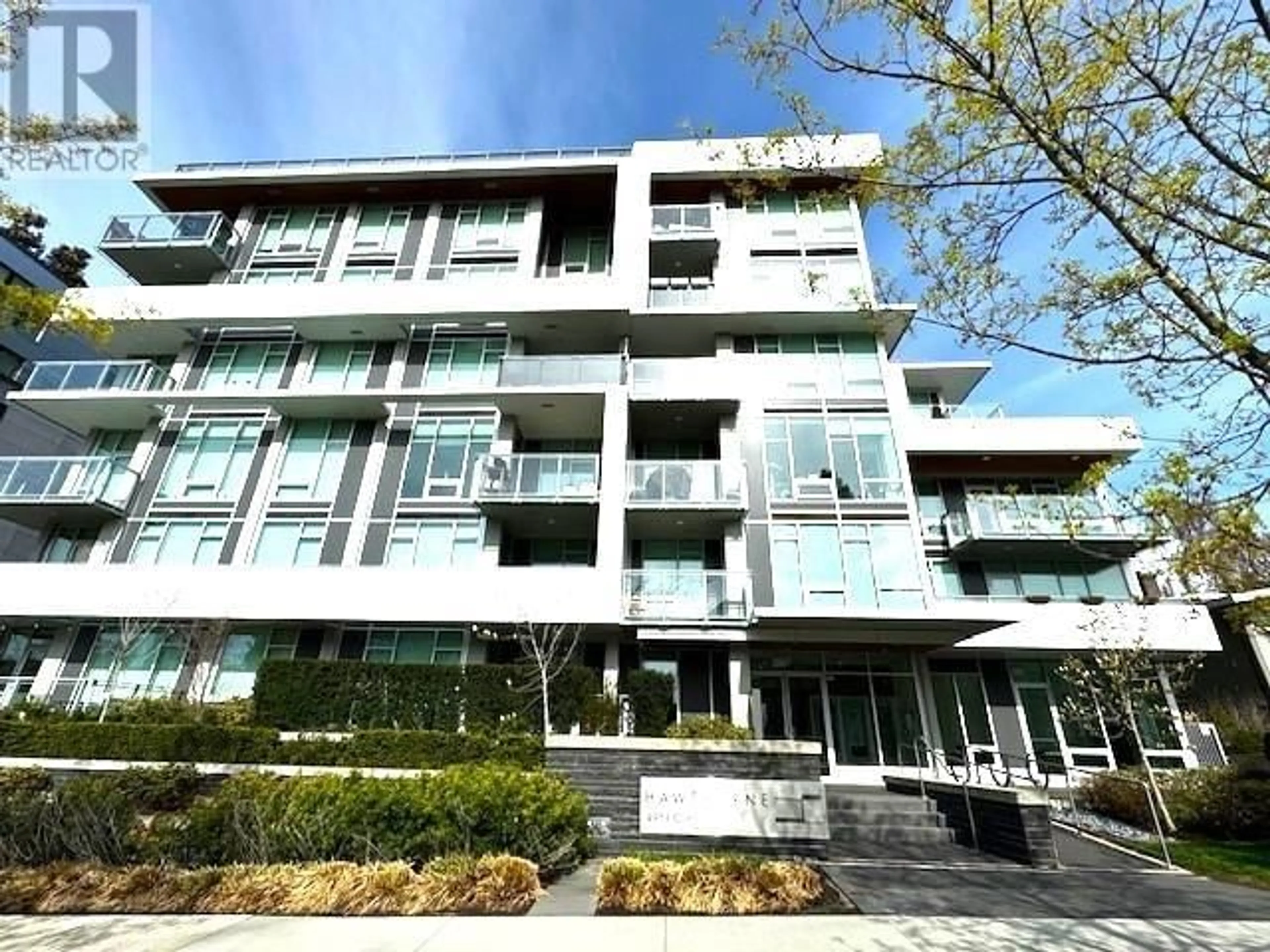 A pic from exterior of the house or condo for 208 4988 CAMBIE STREET, Vancouver British Columbia V5Z2Z5