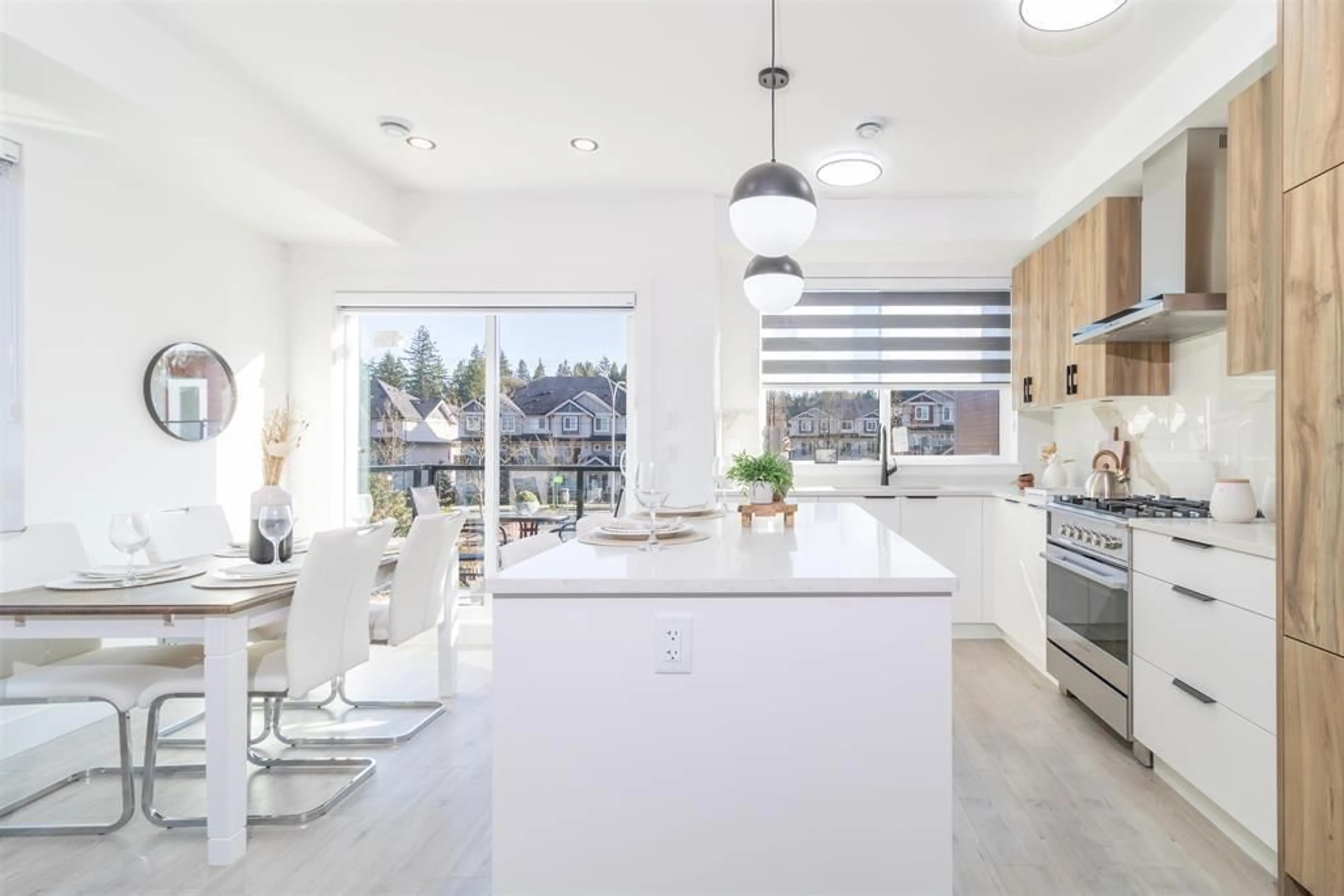 Contemporary kitchen for 22 13895 64 AVENUE, Surrey British Columbia V3W3N9