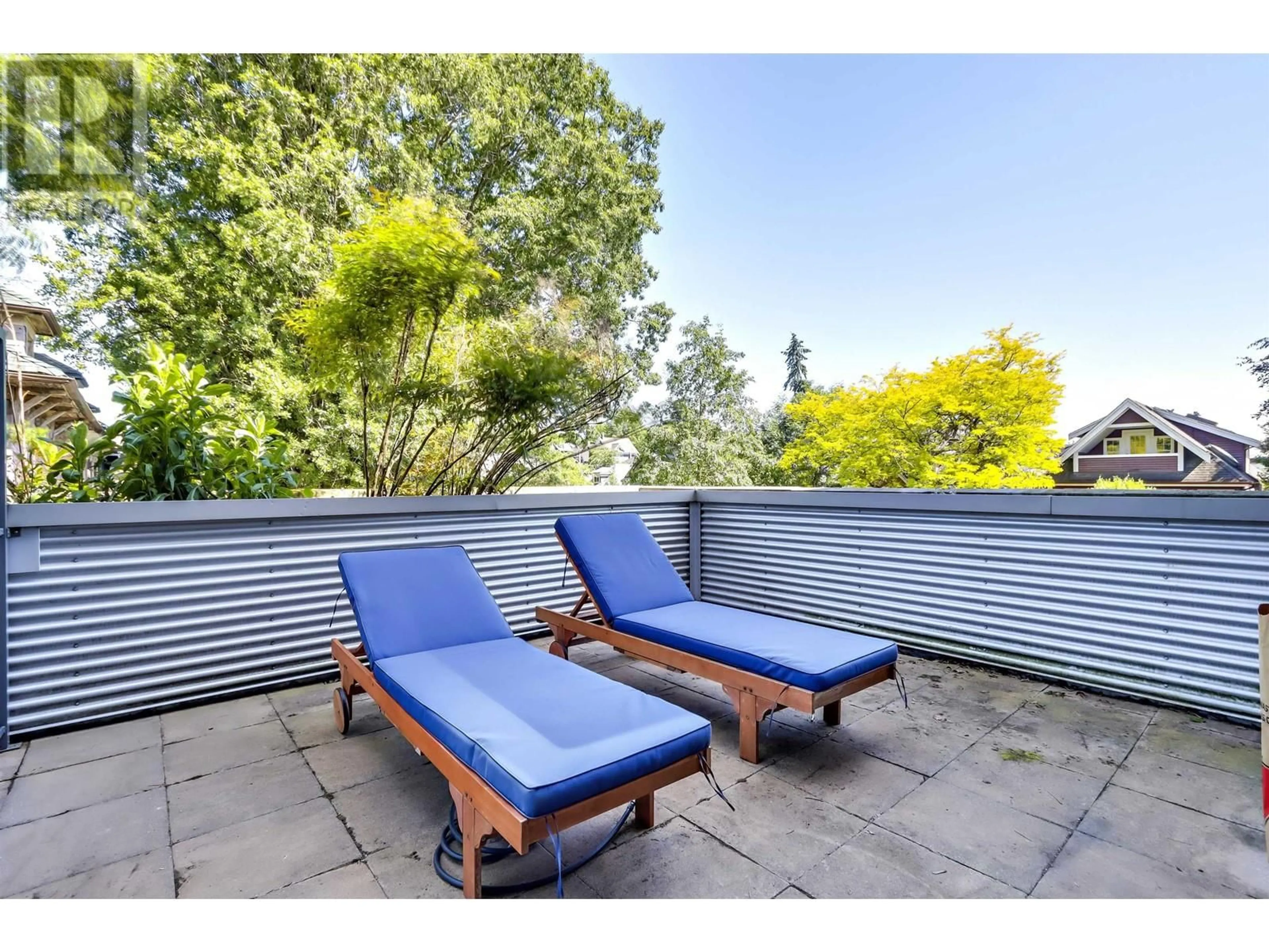 Patio for 213 2250 COMMERCIAL DRIVE, Vancouver British Columbia V5N5P9