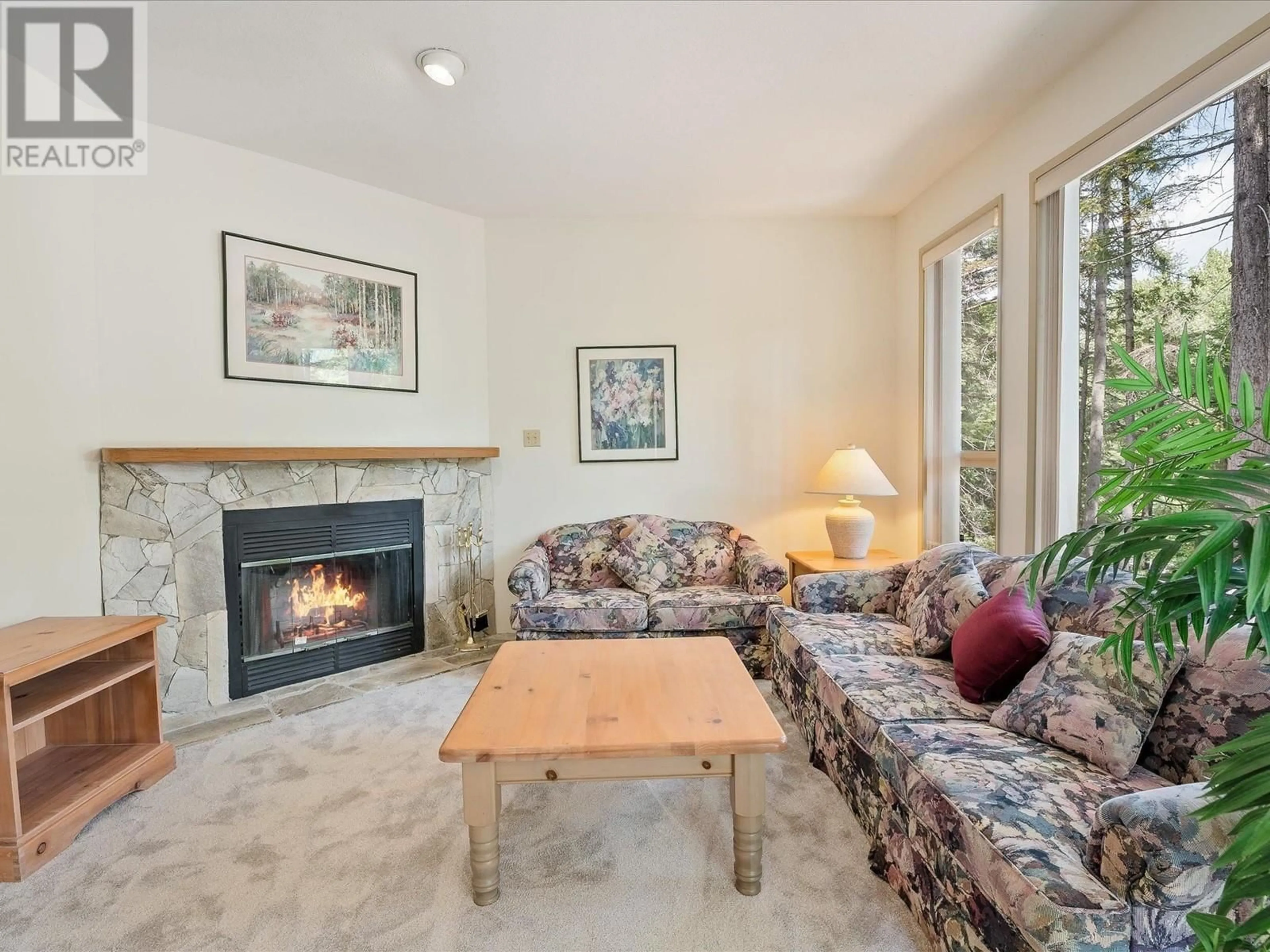 Living room, wood floors for 61 6127 EAGLERIDGE CRESCENT, Whistler British Columbia V8E0W7