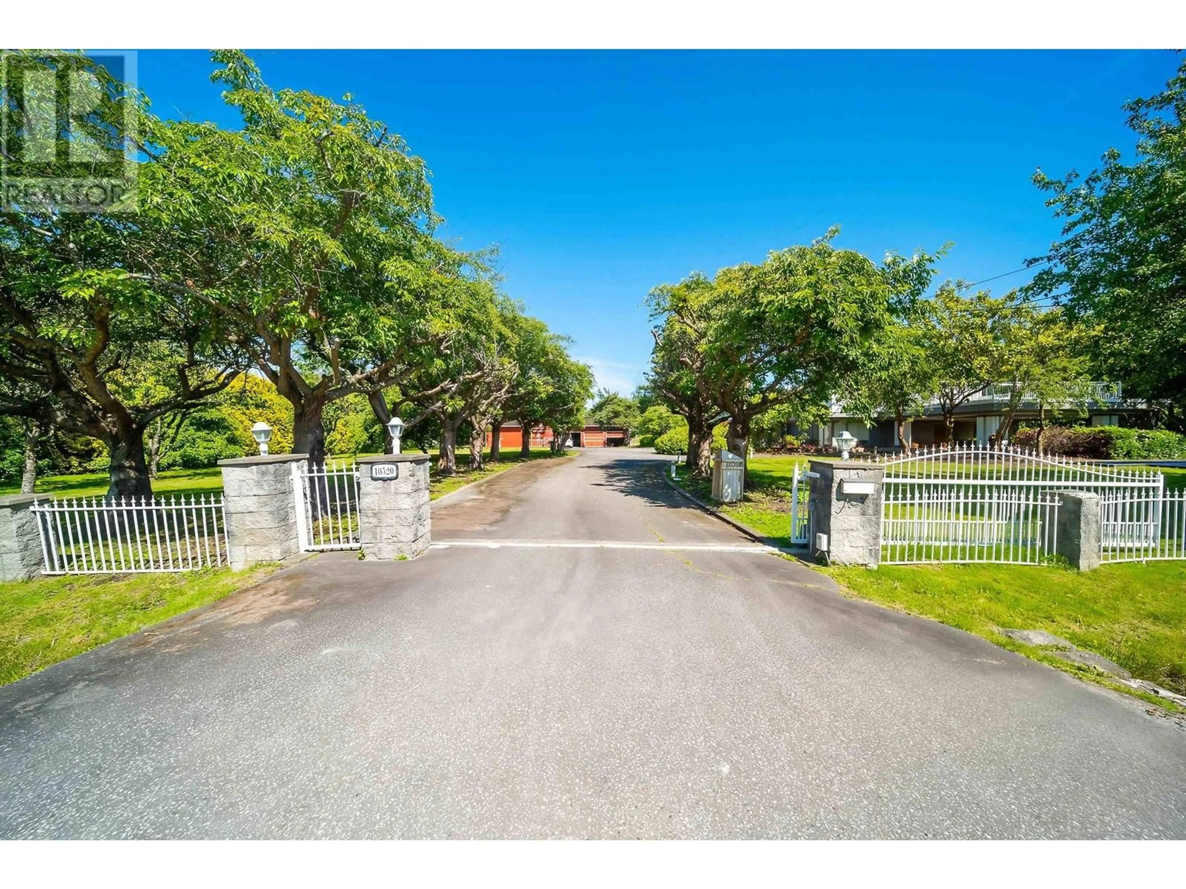 A pic from outside/outdoor area/front of a property/back of a property/a pic from drone, street for 10520 SIDAWAY ROAD, Richmond British Columbia V6W1C4