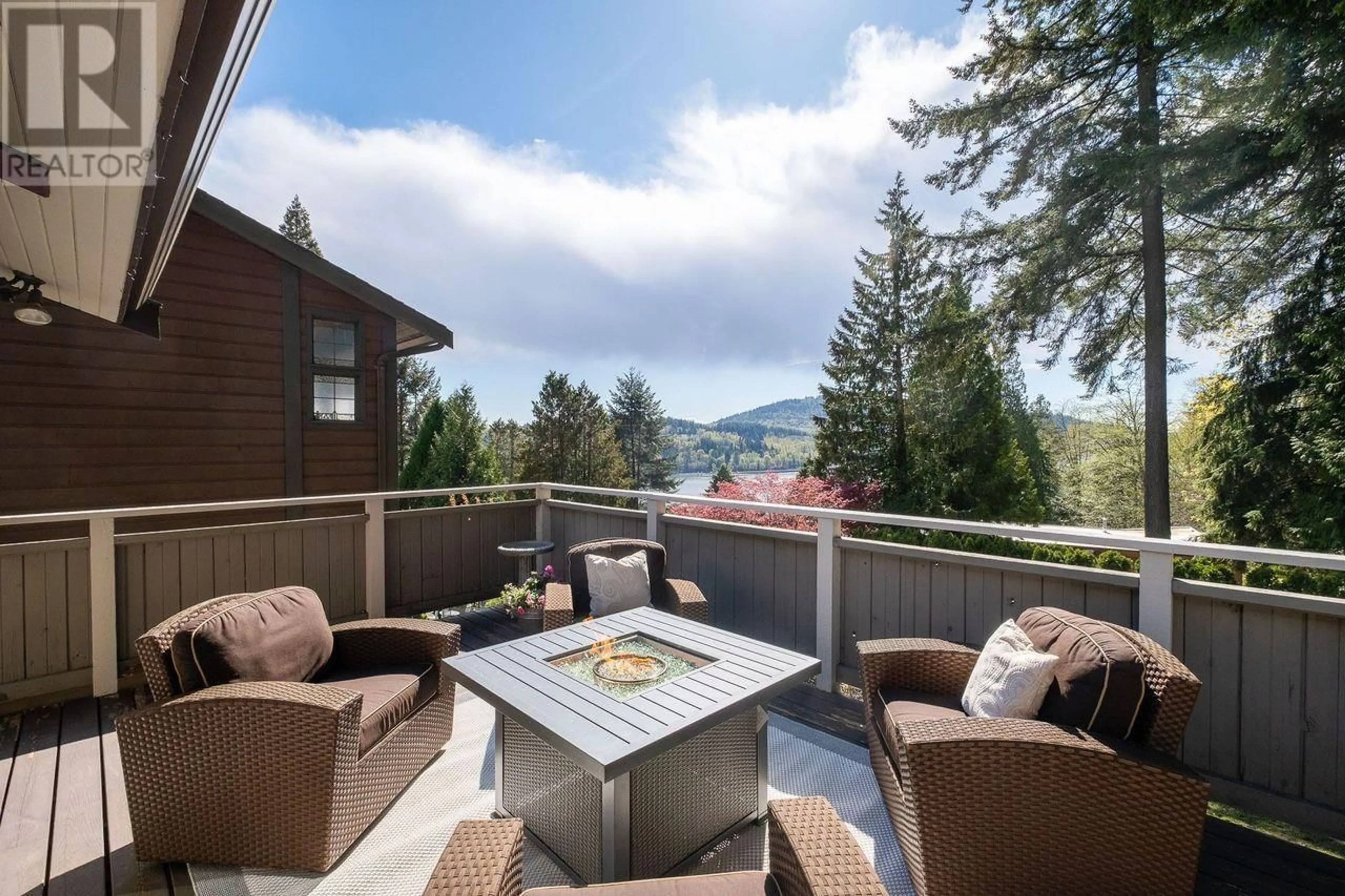 Patio for 187 APRIL ROAD, Port Moody British Columbia V3H3M7