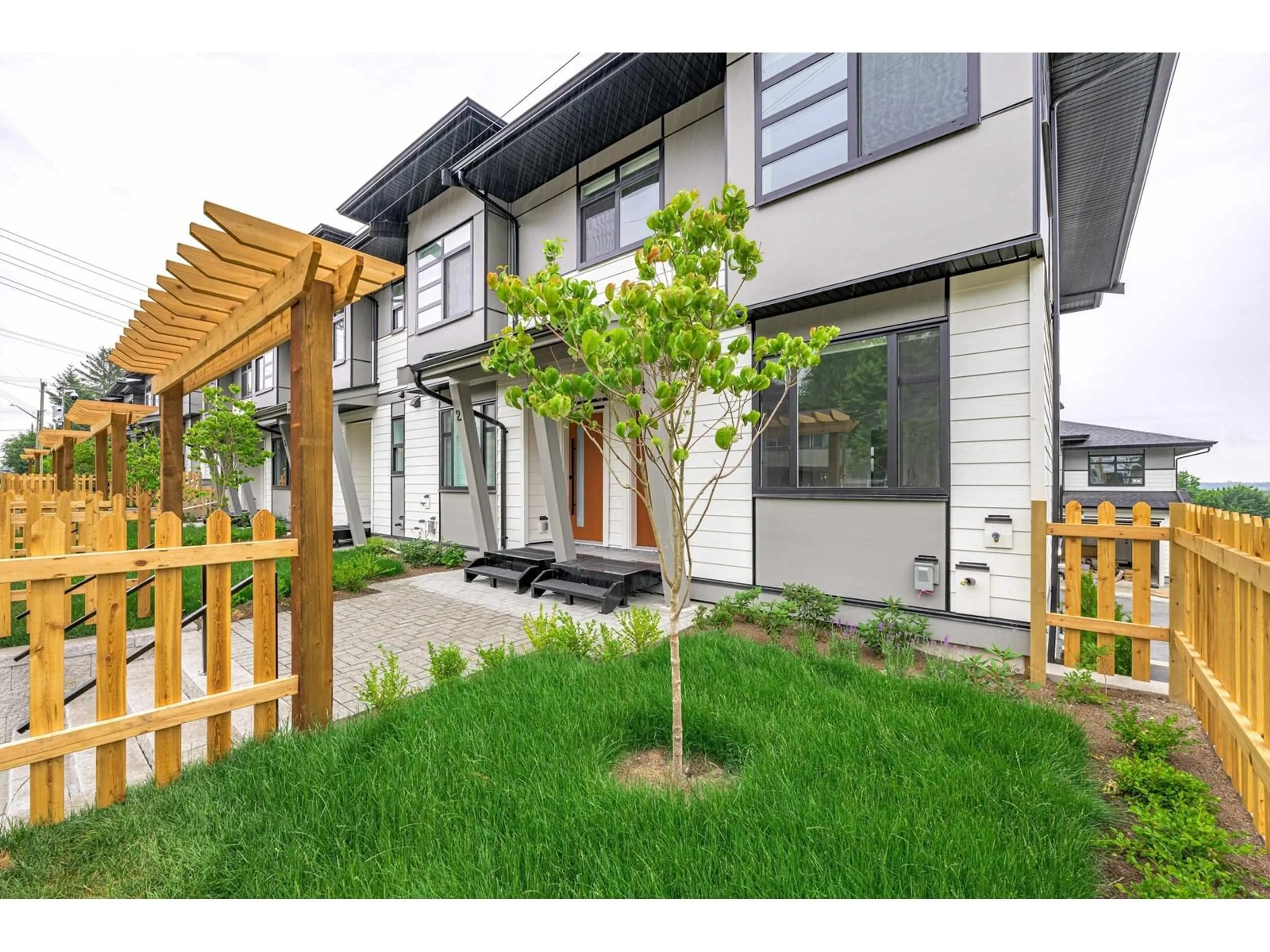 A pic from exterior of the house or condo for 1 7411 CEDAR STREET, Mission British Columbia V2V4R5