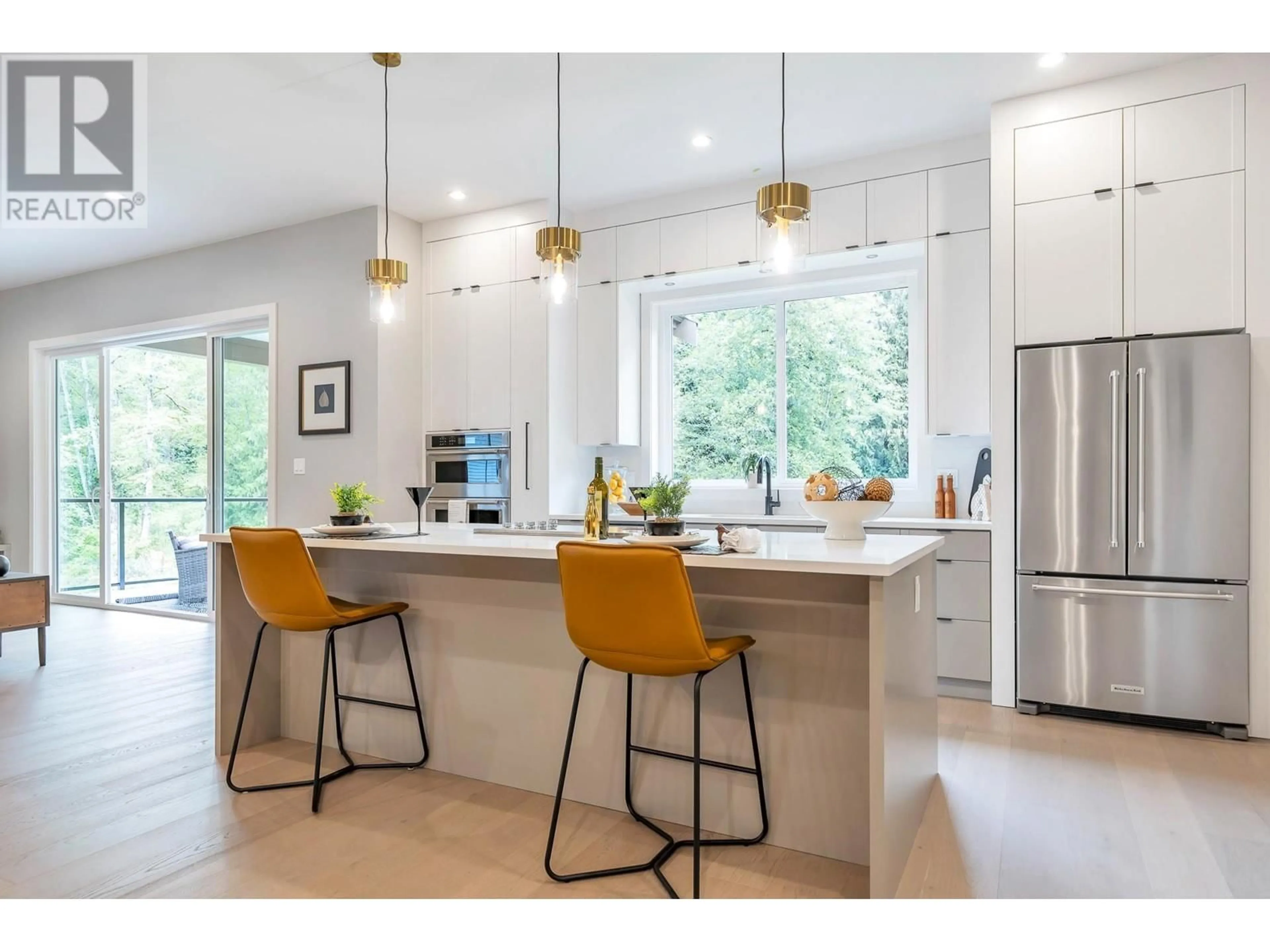 Contemporary kitchen, wood floors for 24405 JENEWEIN DRIVE, Maple Ridge British Columbia V0V0V0