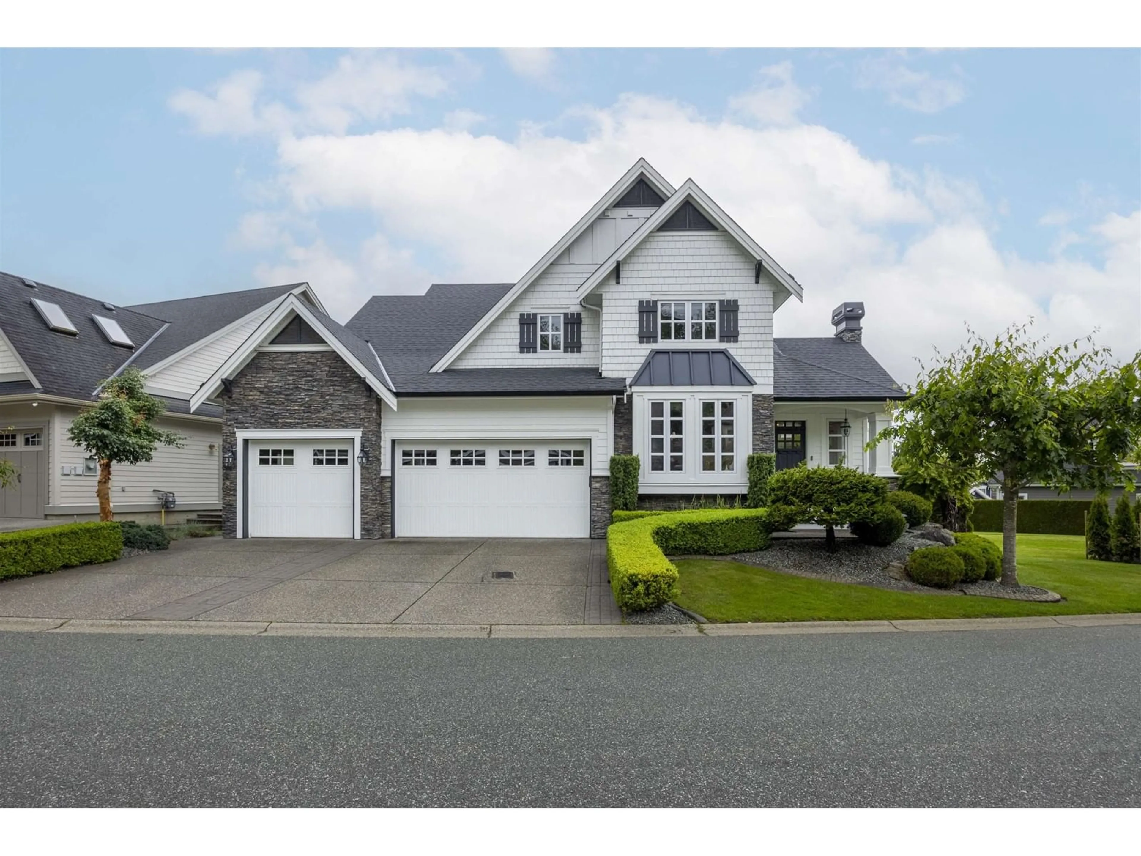 Frontside or backside of a home for 24 3800 GOLF COURSE DRIVE, Abbotsford British Columbia V3G0A7