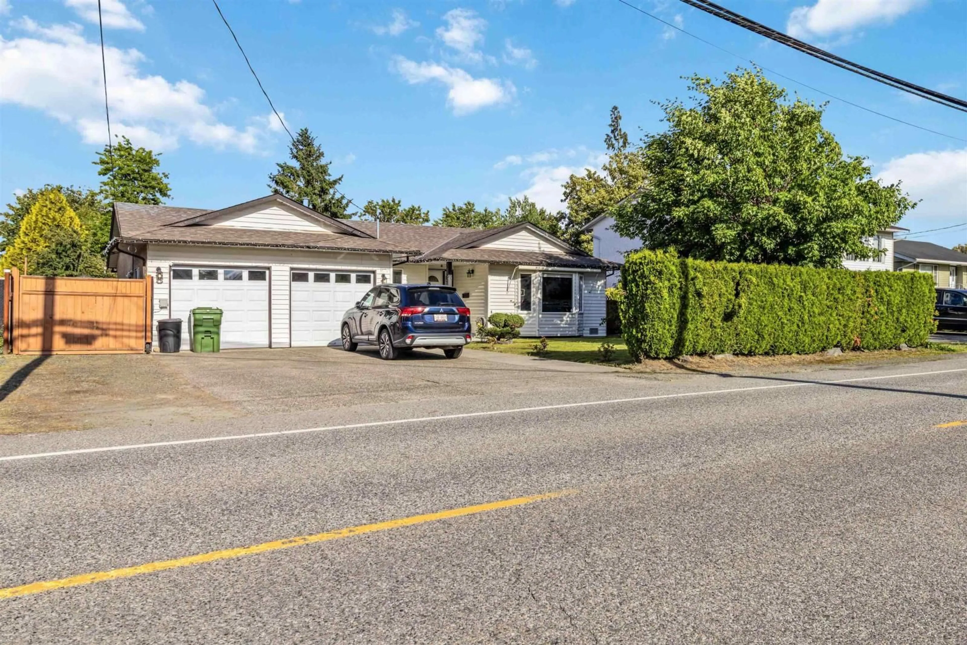 Frontside or backside of a home, the street view for 10328 KENT ROAD, Chilliwack British Columbia V2P5X7