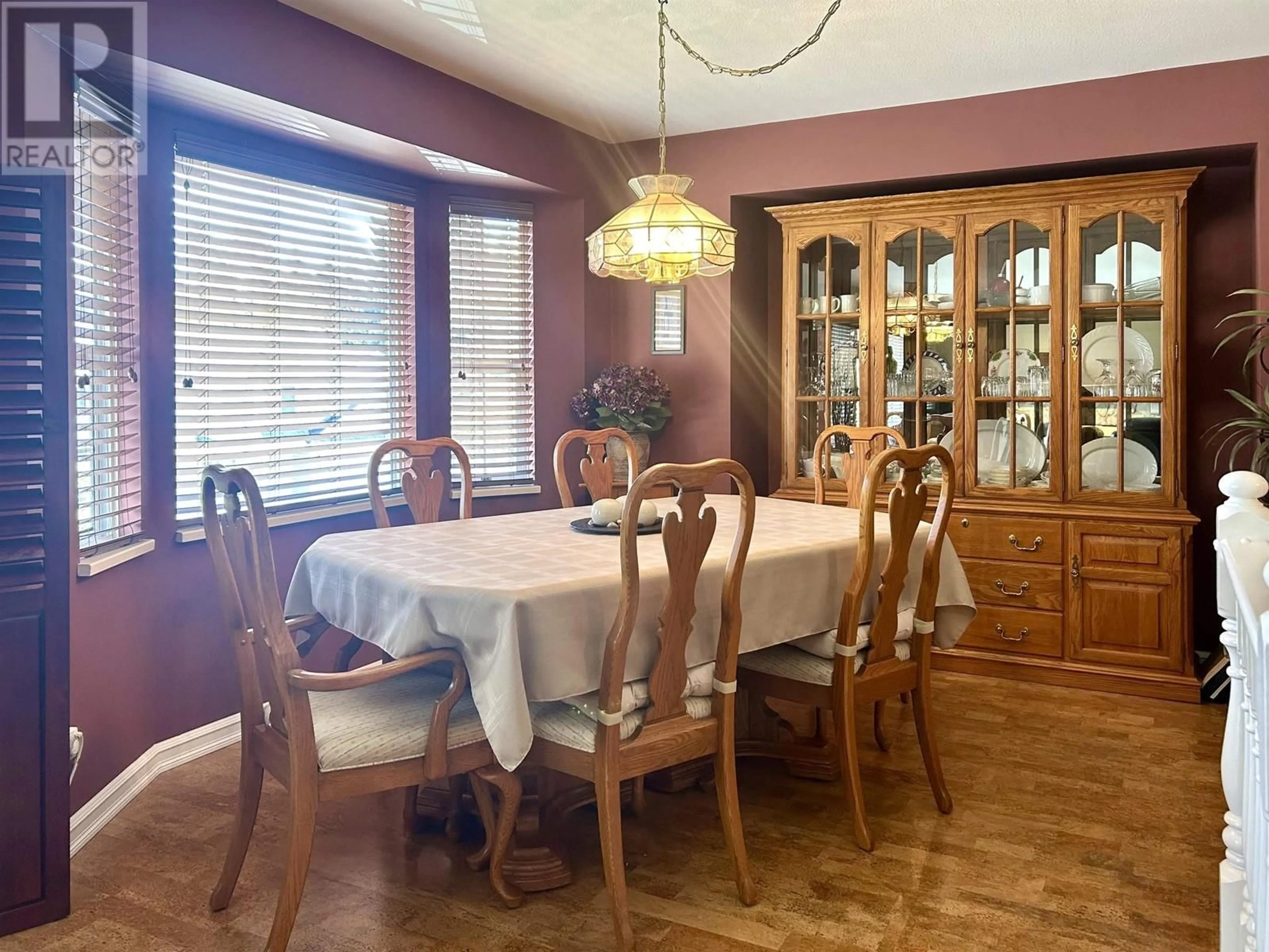 Dining room for 3737 SUTHERLAND STREET, Port Coquitlam British Columbia V3B7C2