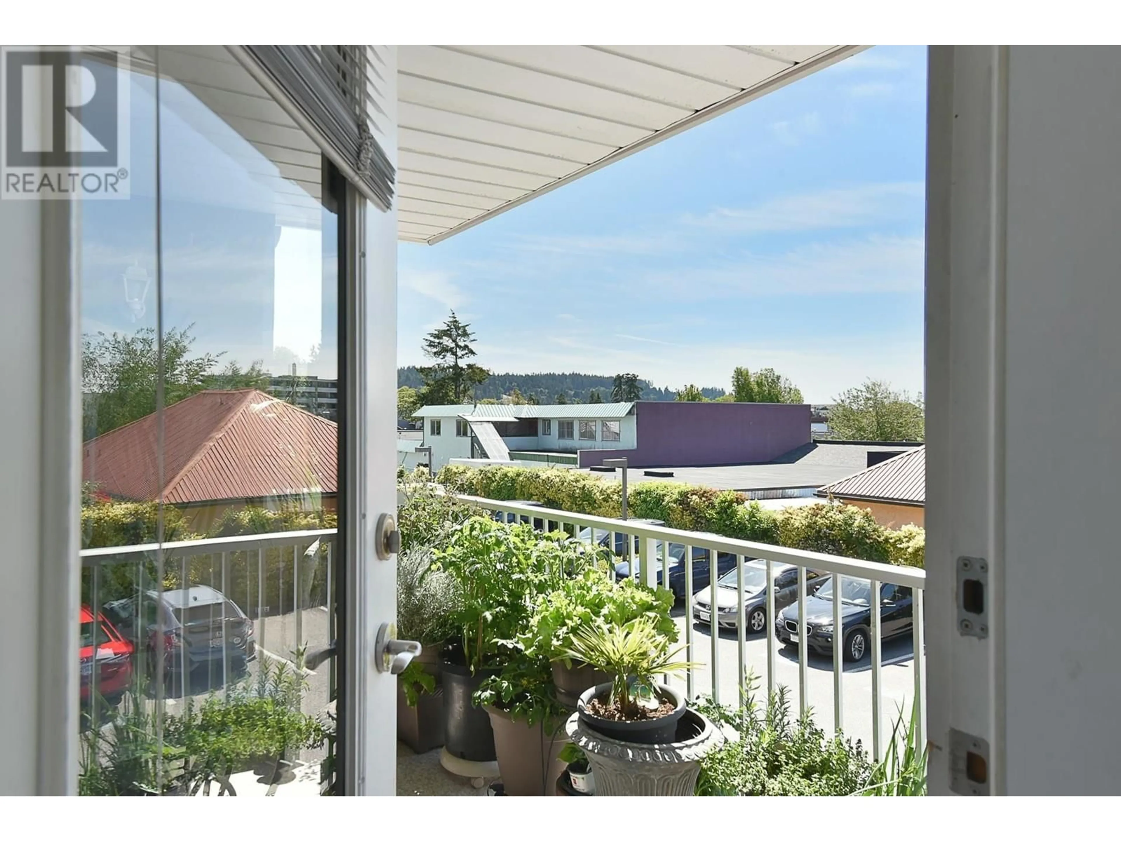 Balcony in the apartment for 208 5711 MERMAID STREET, Sechelt British Columbia V7Z0J6