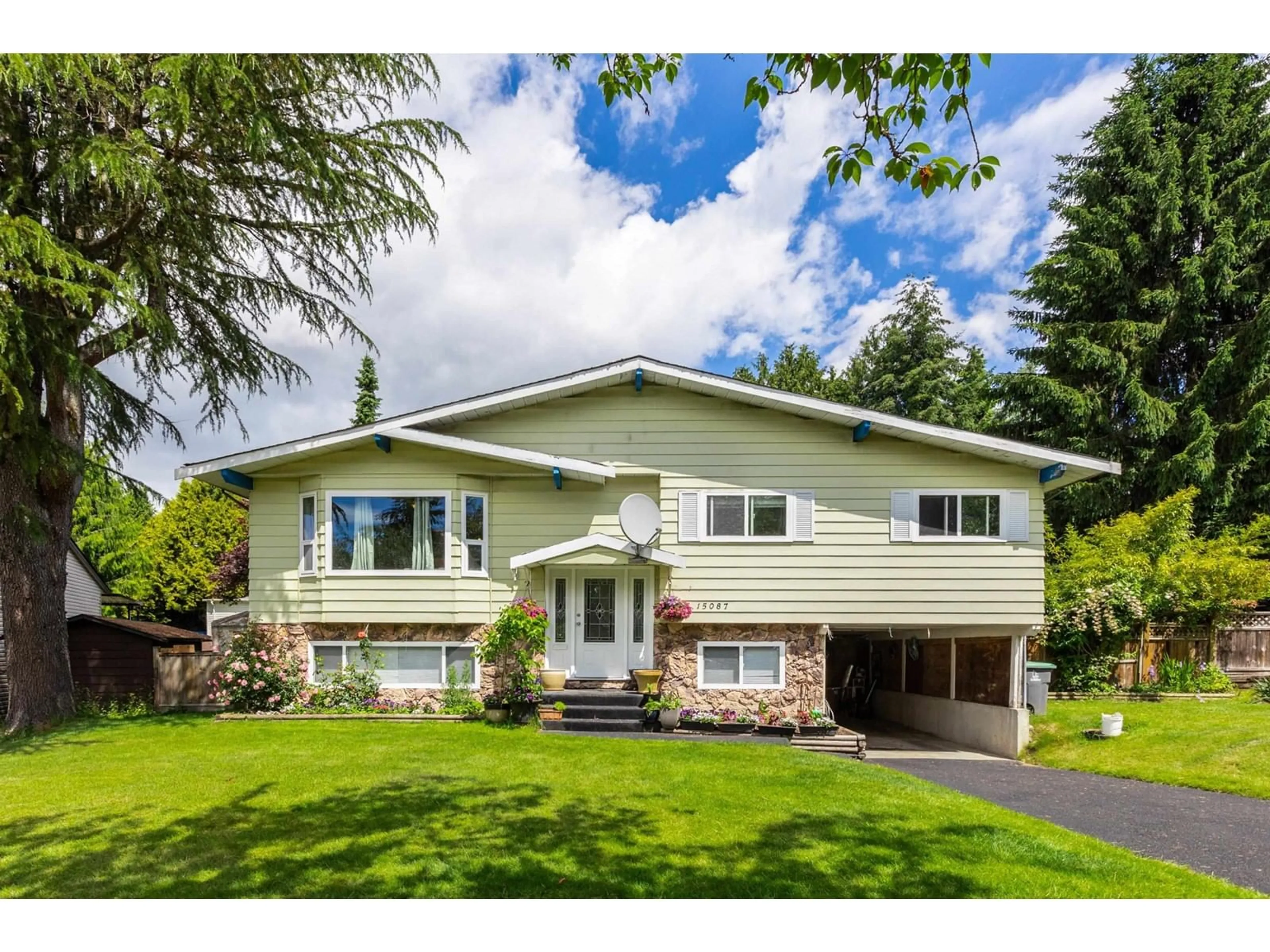 Frontside or backside of a home for 15087 86B AVENUE, Surrey British Columbia V3S4V3