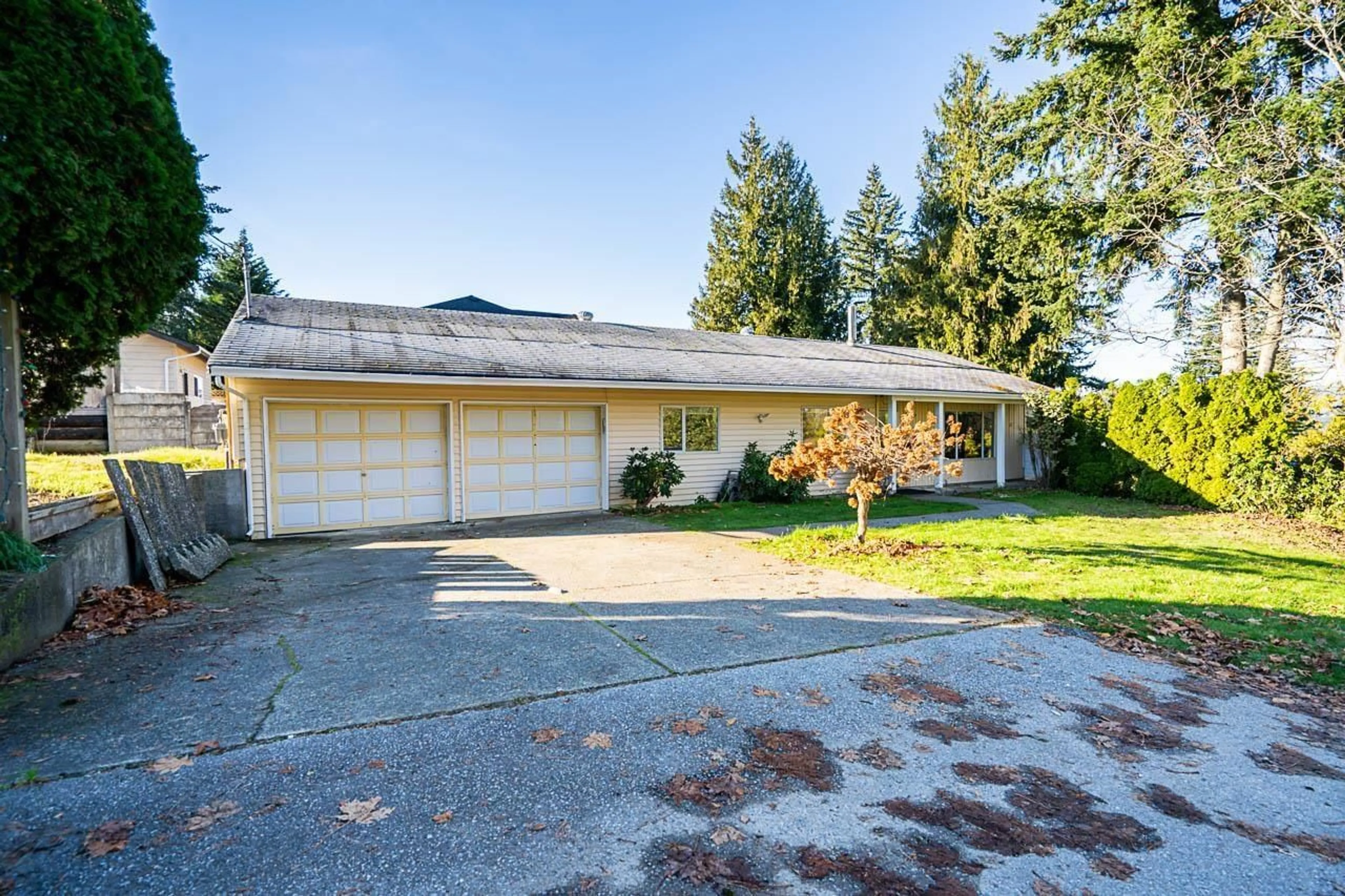 Frontside or backside of a home for 11397 141A STREET, Surrey British Columbia V3R8Z1