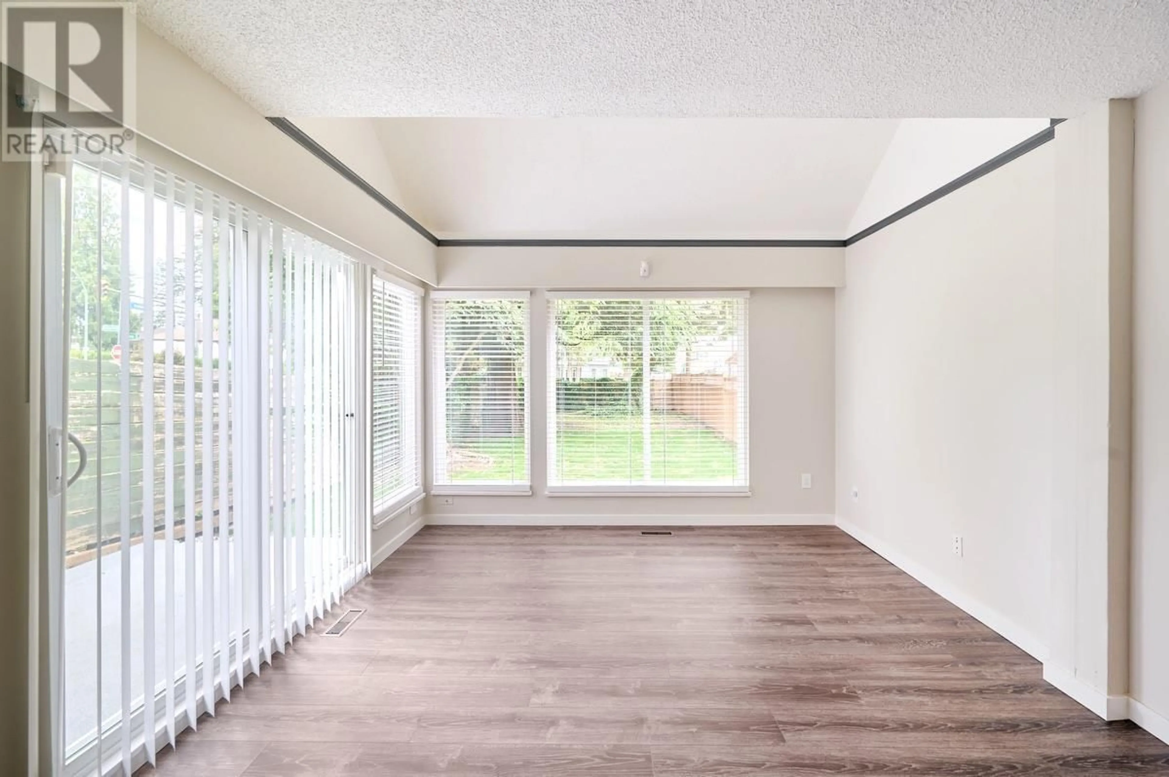 A pic of a room, wood floors for 3003 ALDERBROOK PLACE, Coquitlam British Columbia V3C4B5