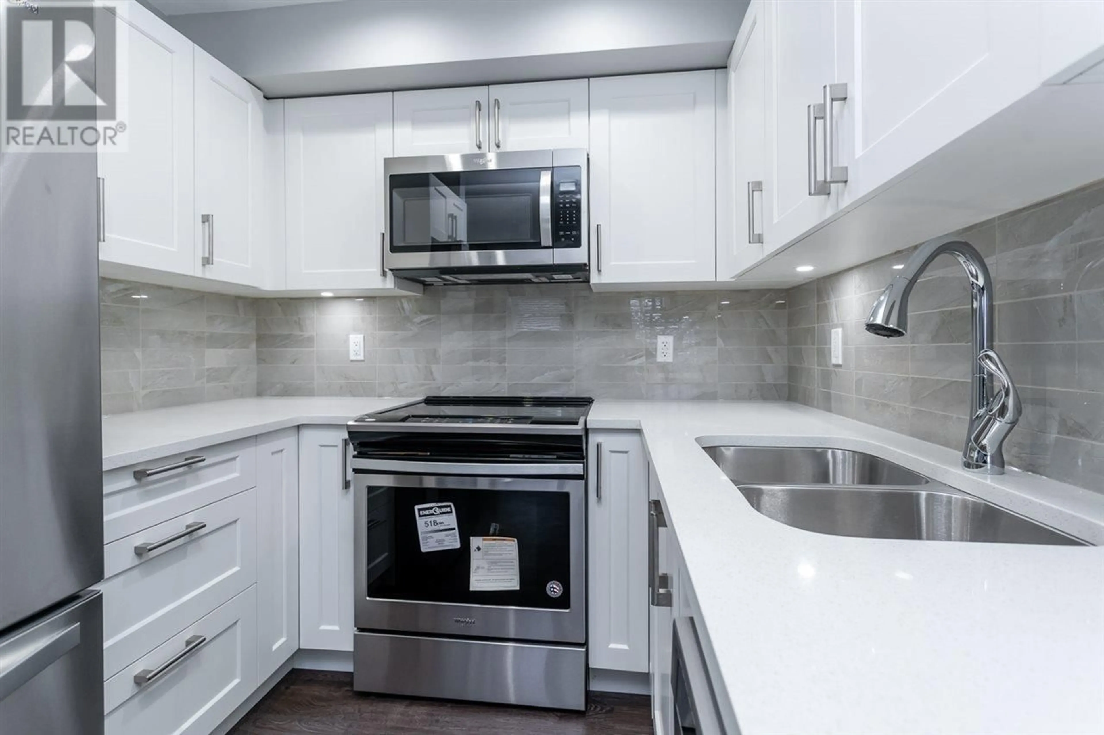 Standard kitchen, unknown for 305 - 1990 WESTMINSTER AVENUE, Port Coquitlam British Columbia V3B1E8