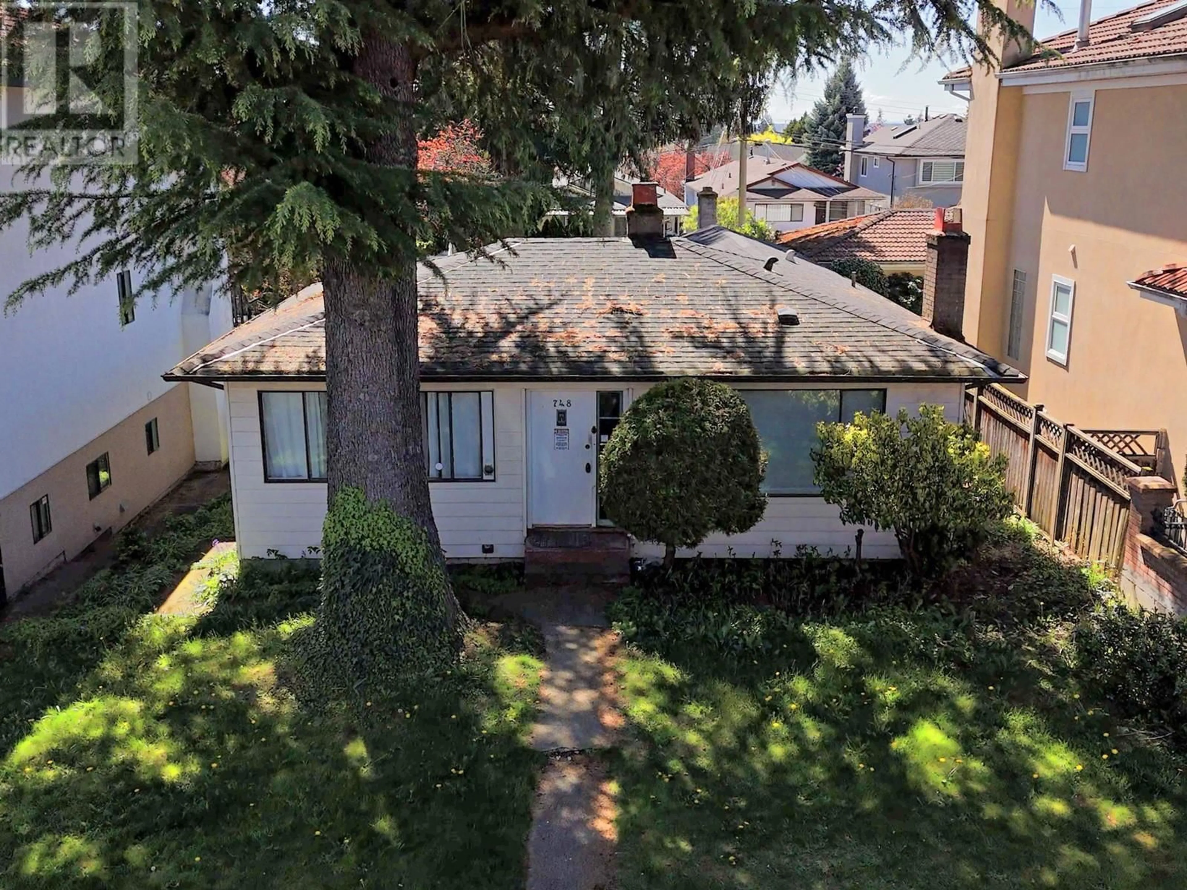 Frontside or backside of a home for 748 W 61ST AVENUE, Vancouver British Columbia V6P2B5