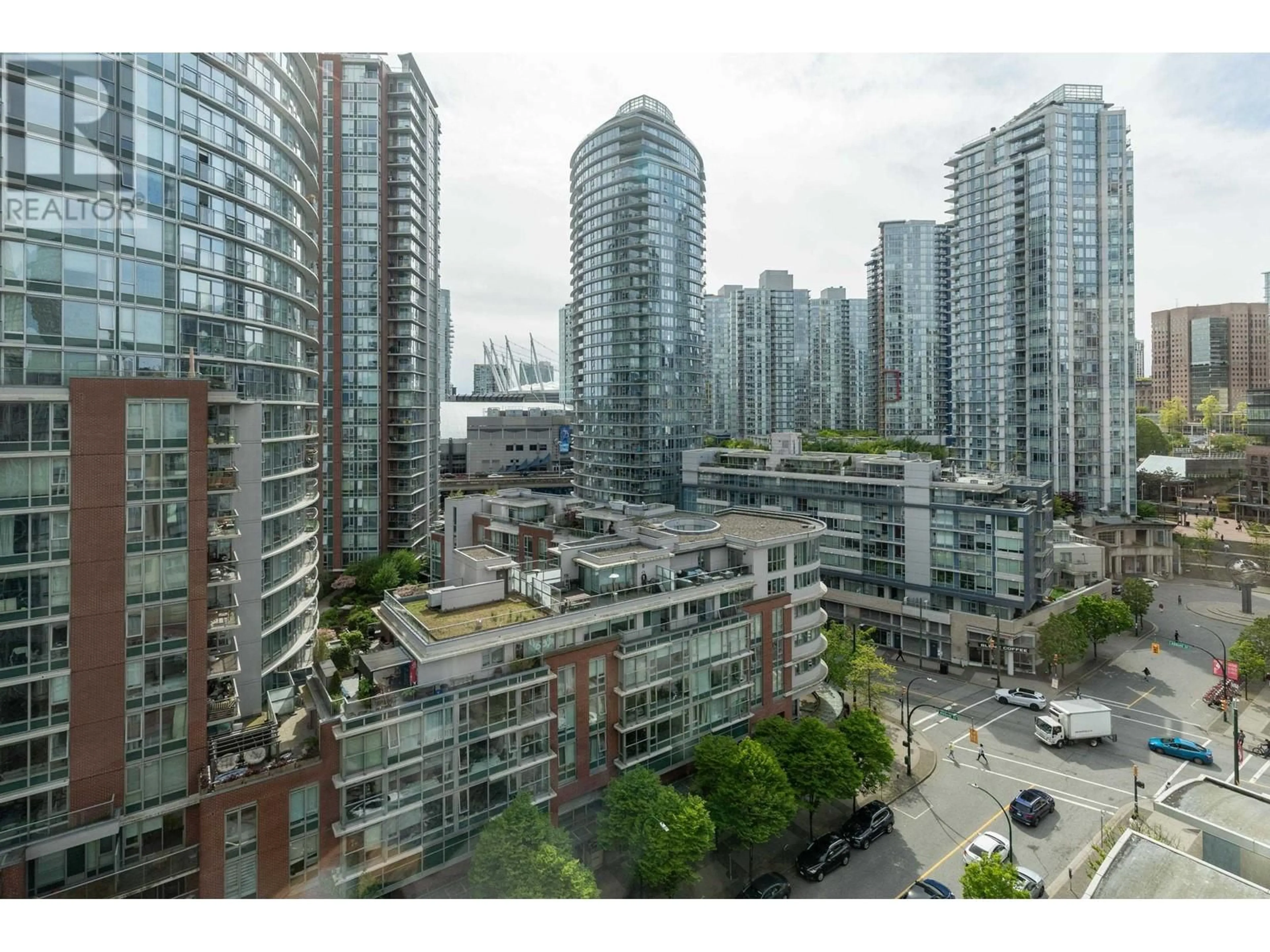 A pic from exterior of the house or condo for 1210 63 KEEFER PLACE, Vancouver British Columbia V6B6N6