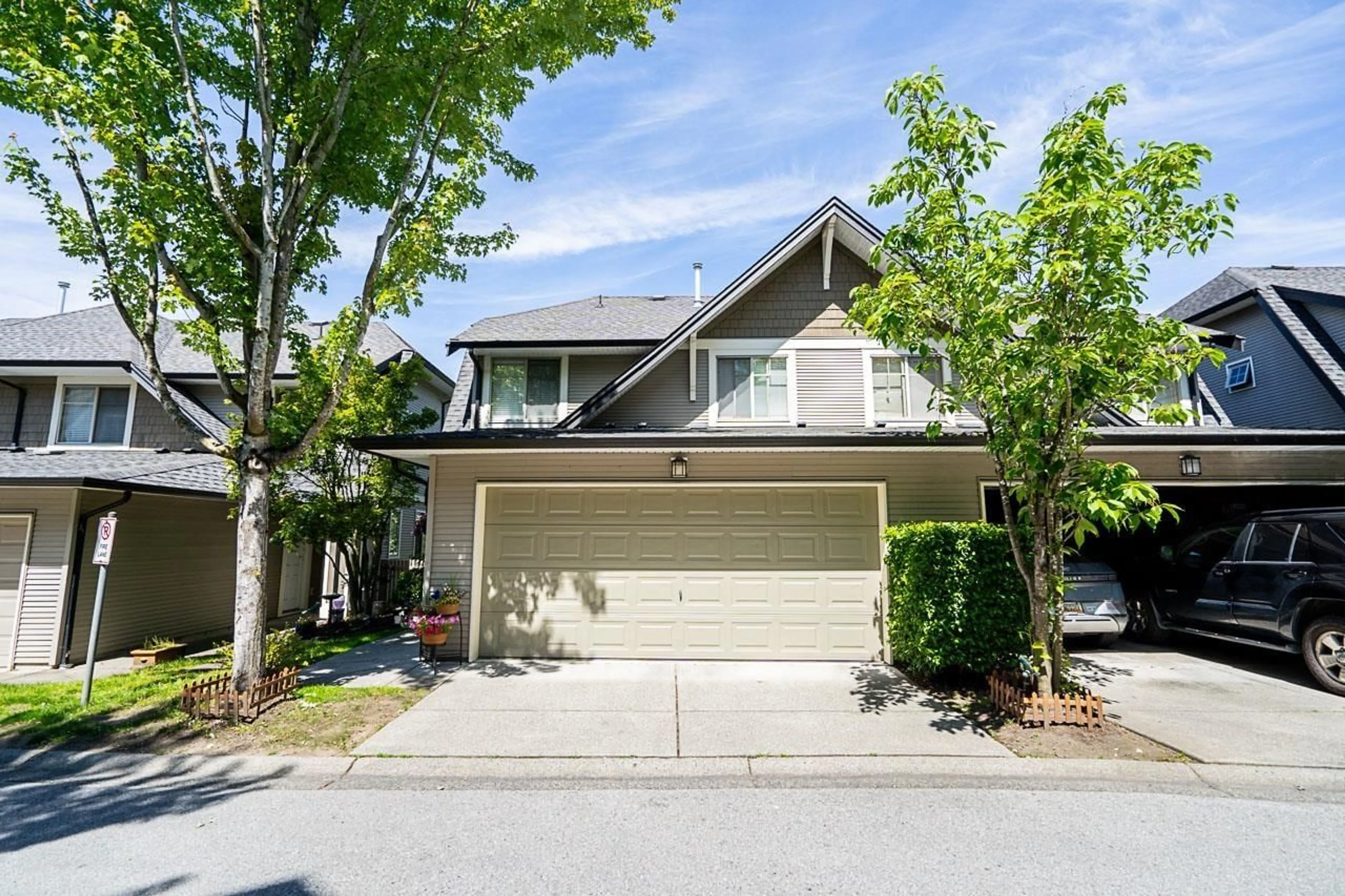 A pic from exterior of the house or condo for 16 15152 62A AVENUE, Surrey British Columbia V3S1V1