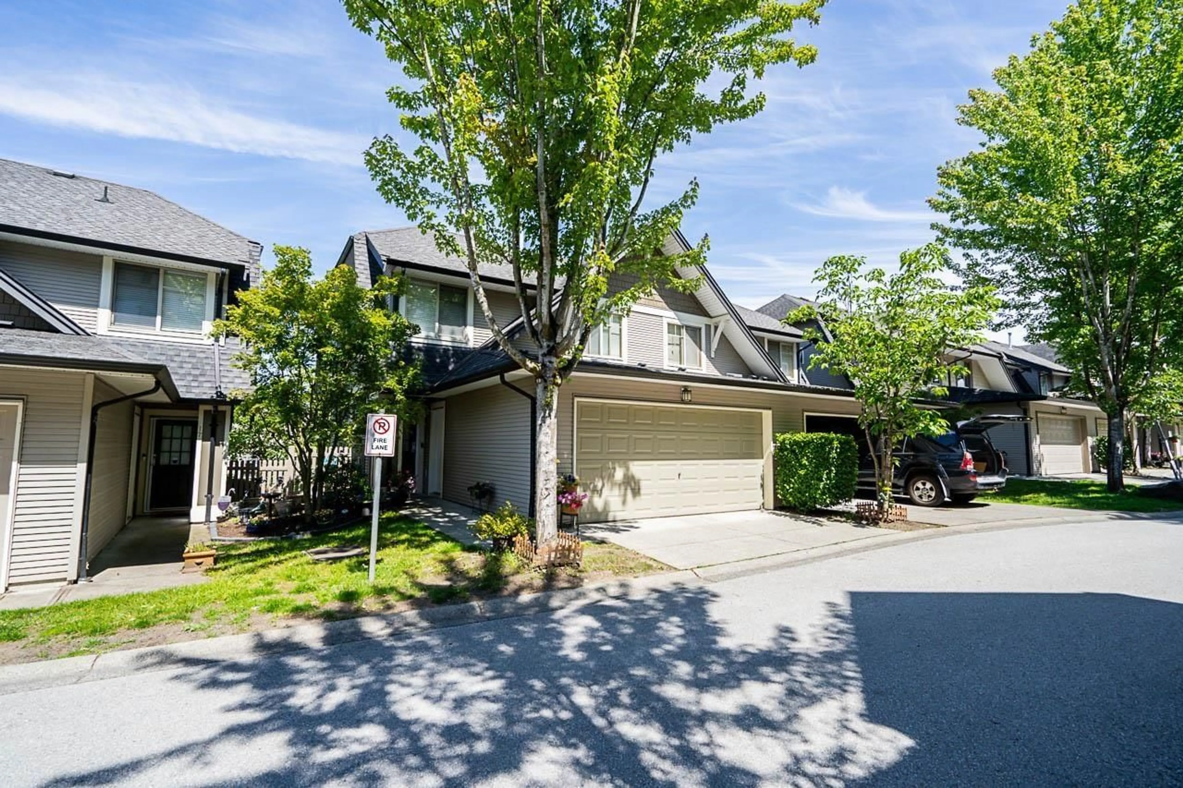 A pic from exterior of the house or condo for 16 15152 62A AVENUE, Surrey British Columbia V3S1V1