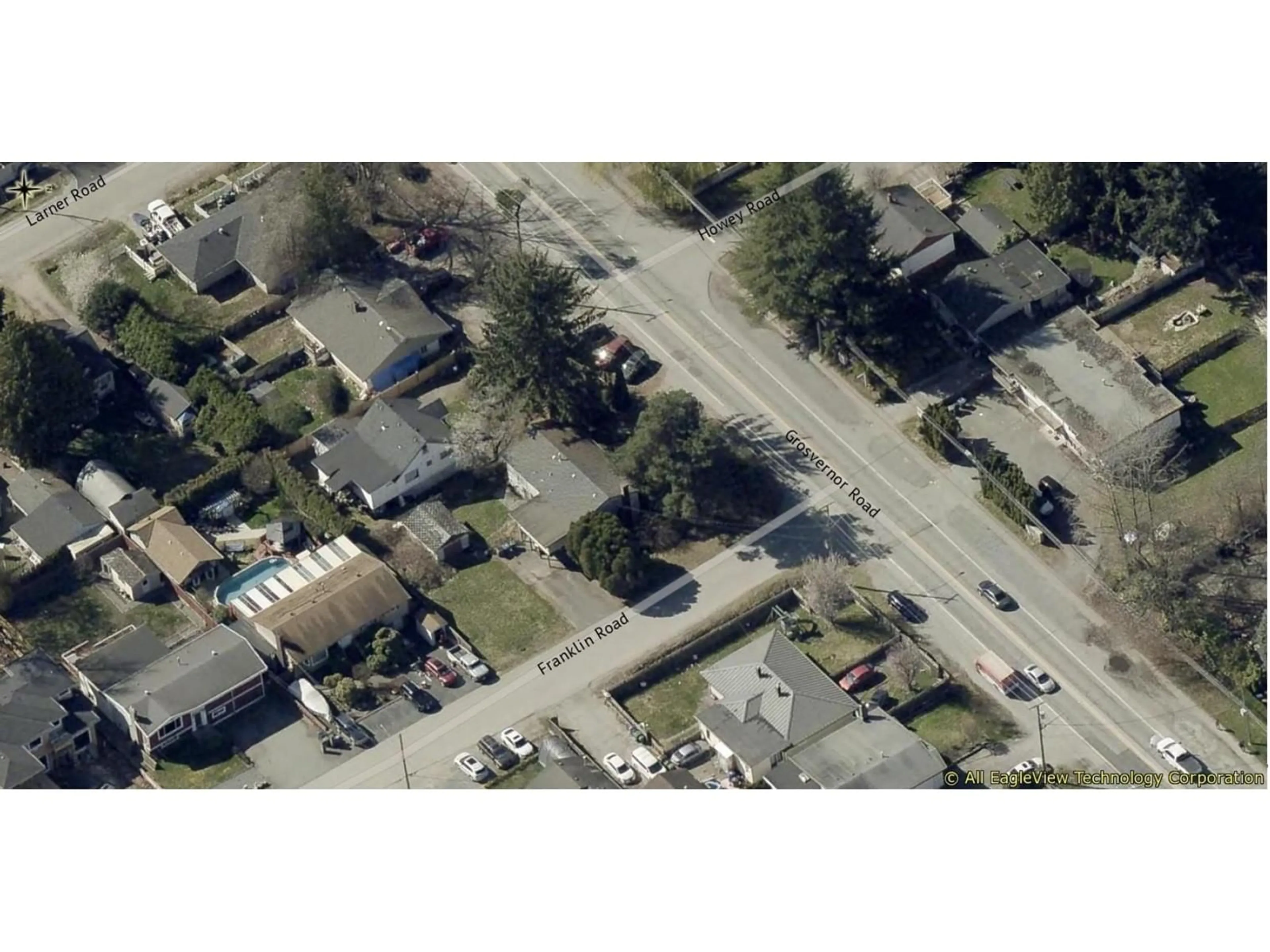 A pic from outside/outdoor area/front of a property/back of a property/a pic from drone, street for 13734 GROSVENOR ROAD, Surrey British Columbia V3R5E4