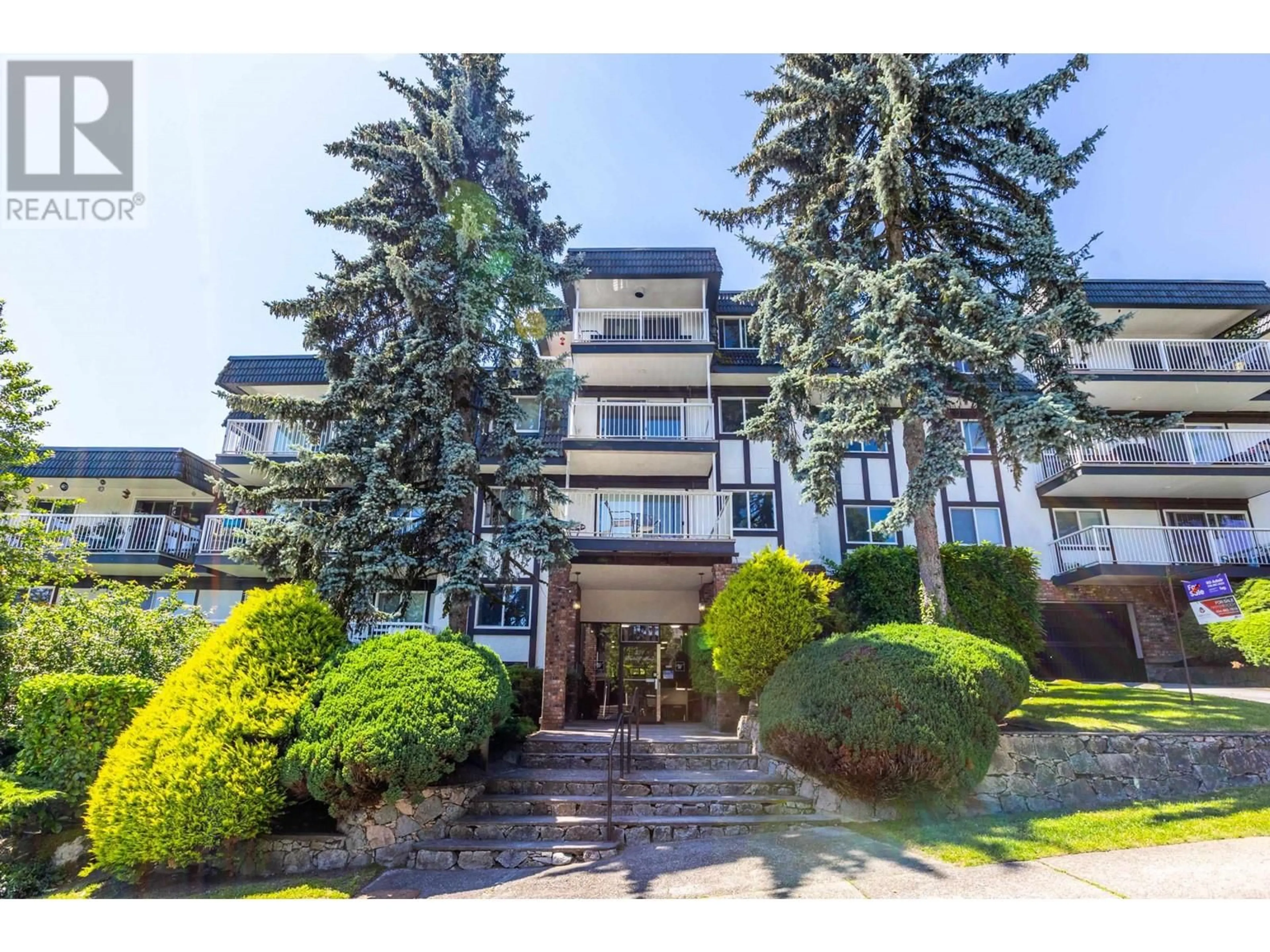 A pic from exterior of the house or condo for 512 371 ELLESMERE AVENUE, Burnaby British Columbia V5B3T1