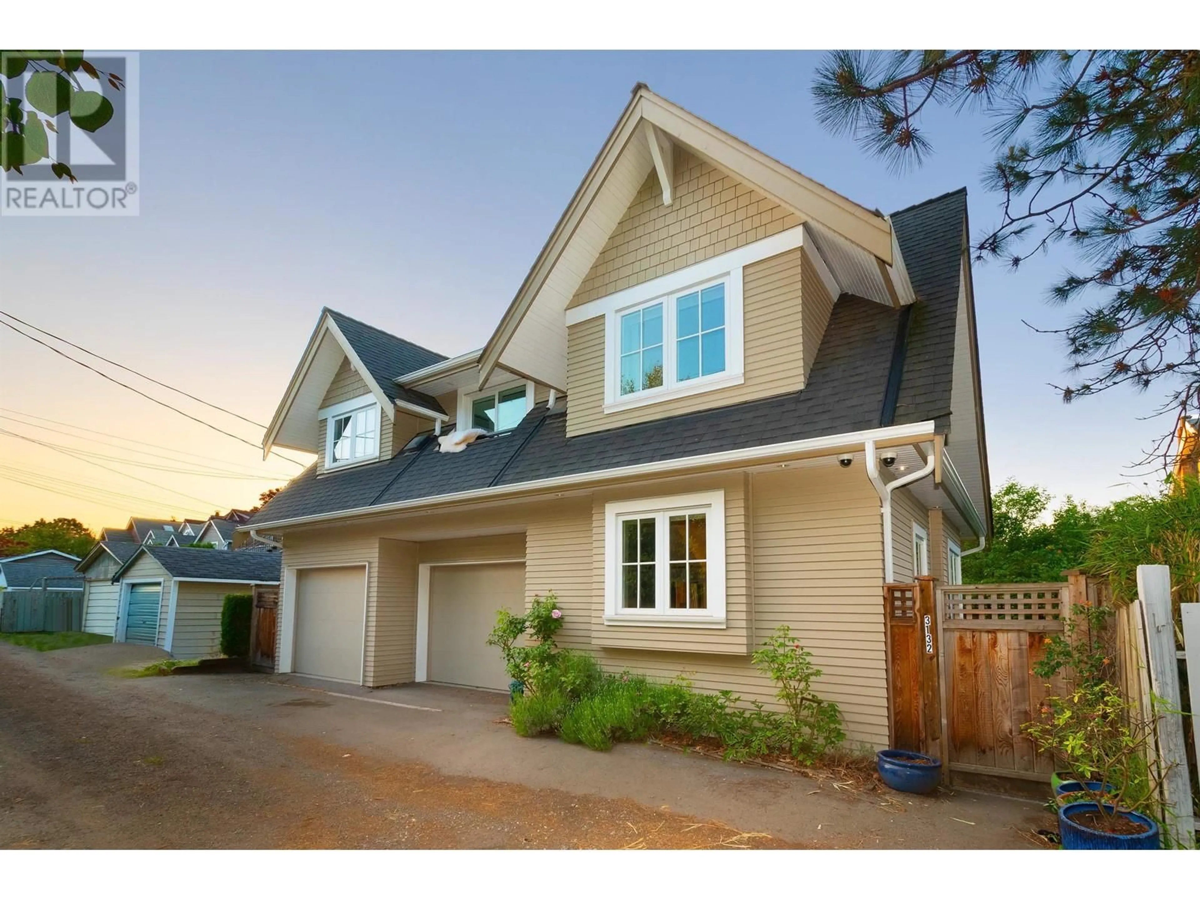 Frontside or backside of a home for 3132 W 7TH AVENUE, Vancouver British Columbia V6K2A1