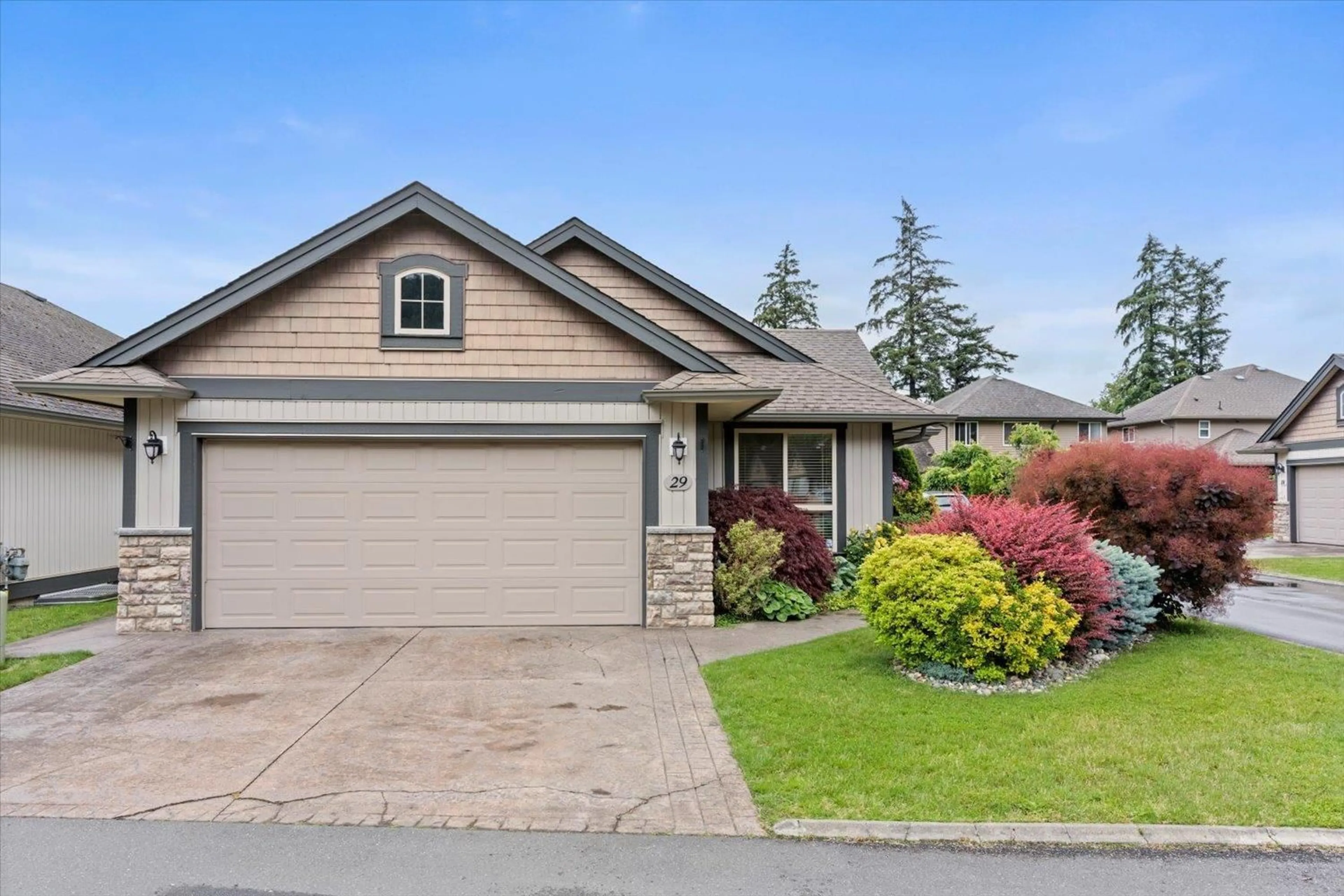 Frontside or backside of a home, cottage for 29 44465 MCLAREN DRIVE, Chilliwack British Columbia V2R0C1