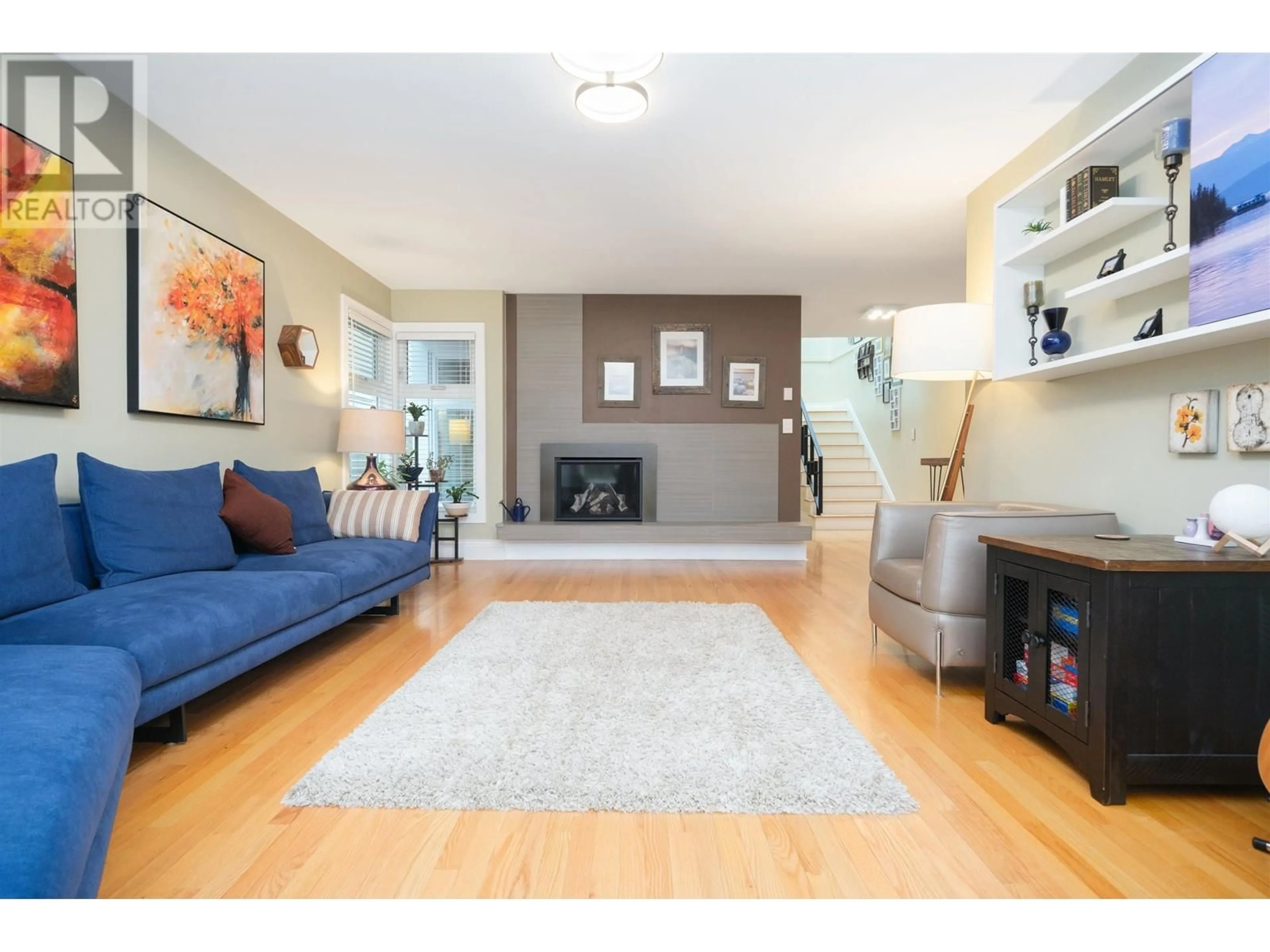 Living room for 1847 W 14TH AVENUE, Vancouver British Columbia V6J2J8