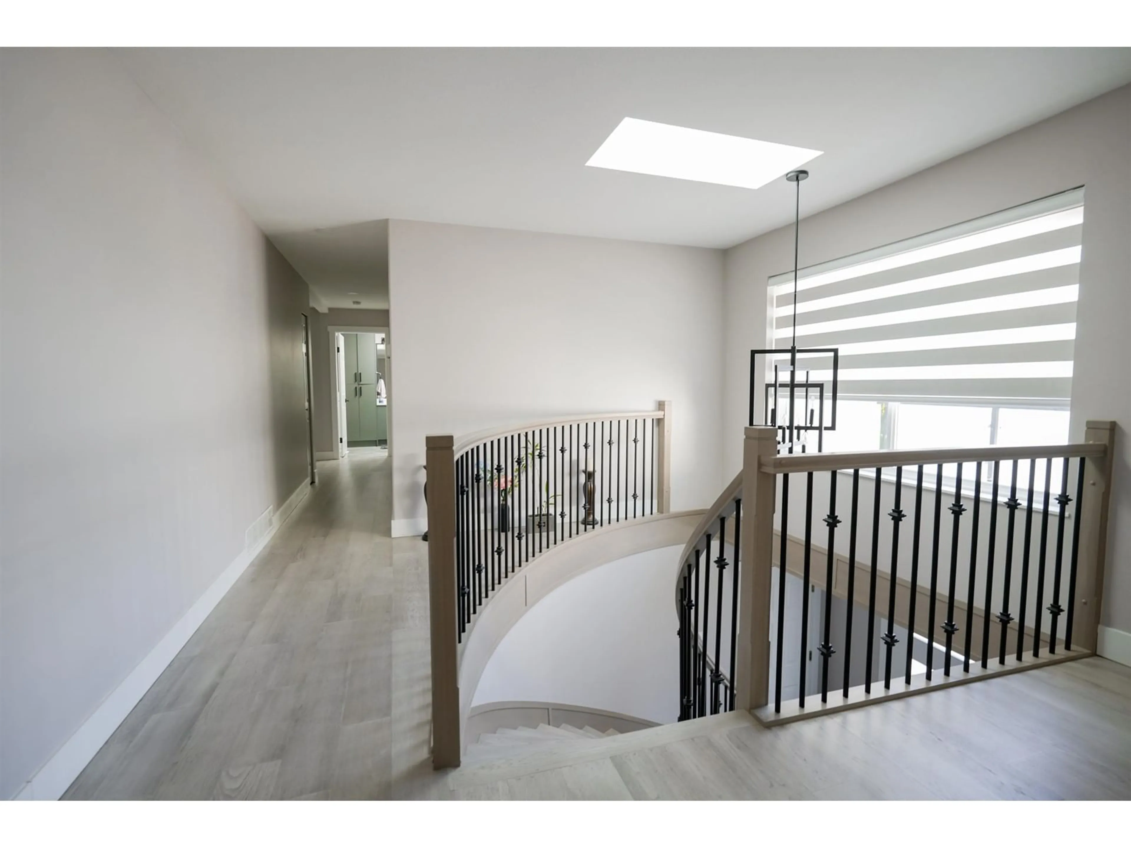 Indoor foyer for 8220 FUJINO STREET, Mission British Columbia V2V7J7