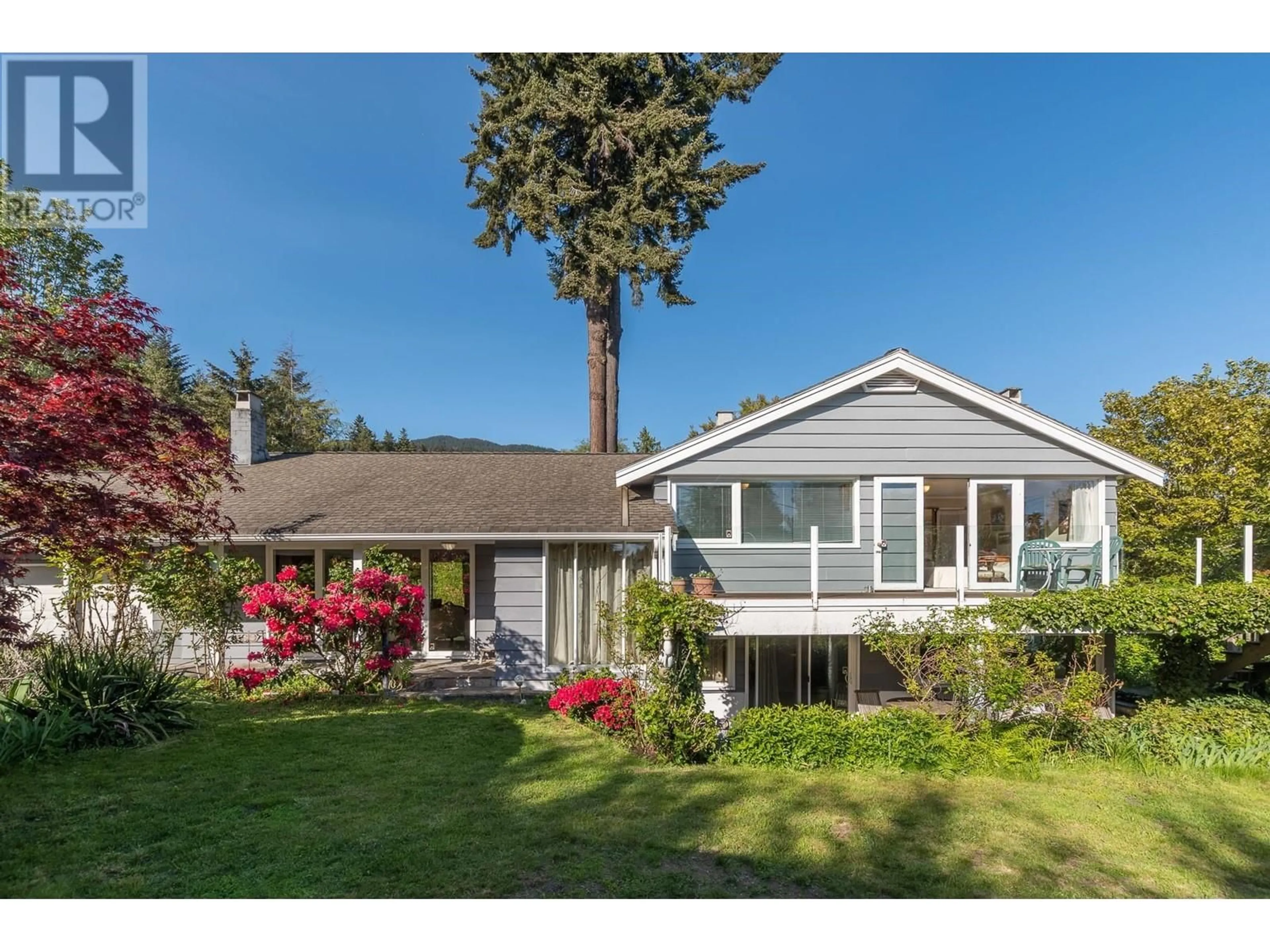 Frontside or backside of a home for 4190 FERNDALE AVENUE, West Vancouver British Columbia V7V1H5