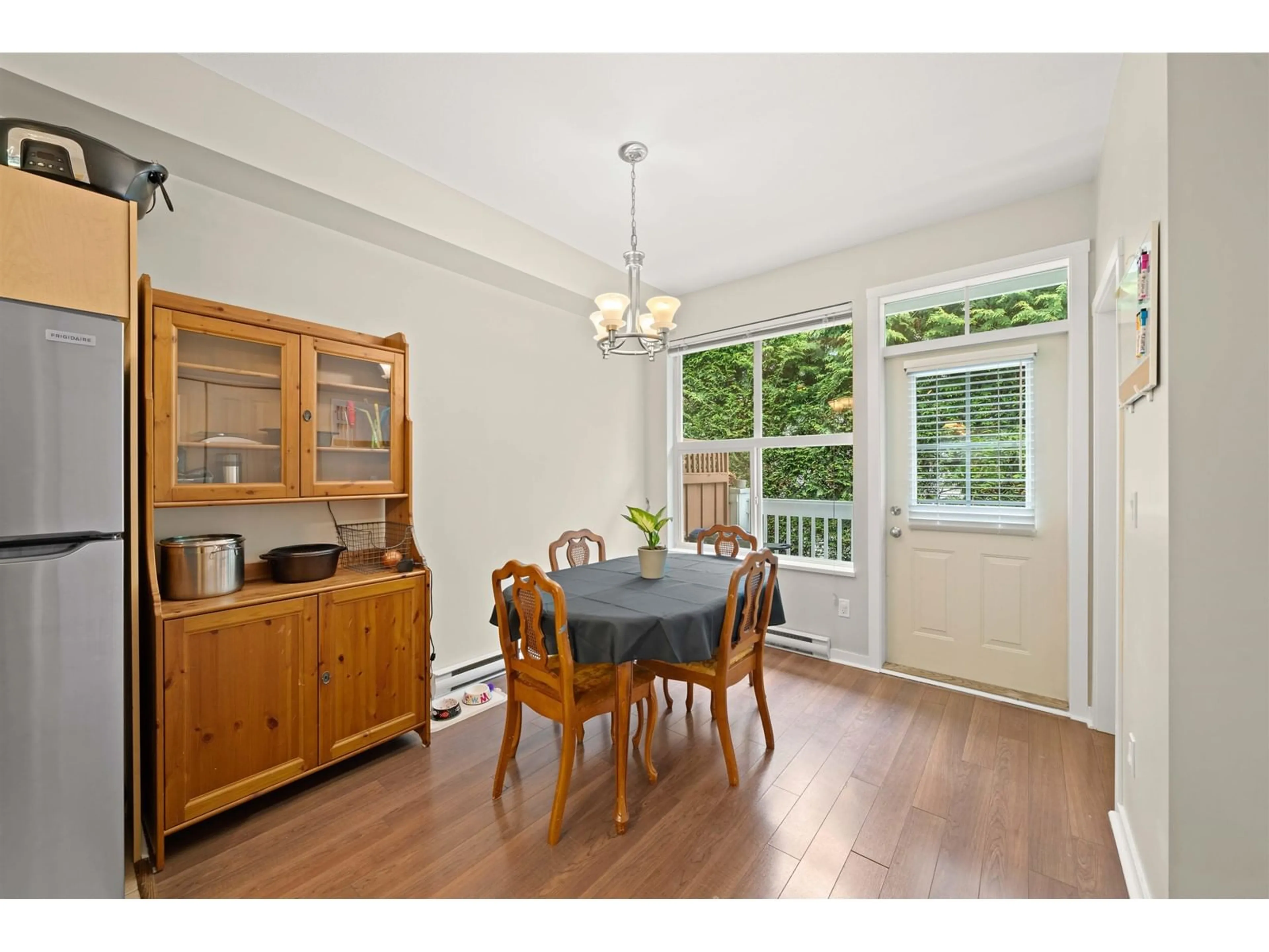 Dining room for 69 20460 66 AVENUE, Langley British Columbia V2Y3B6