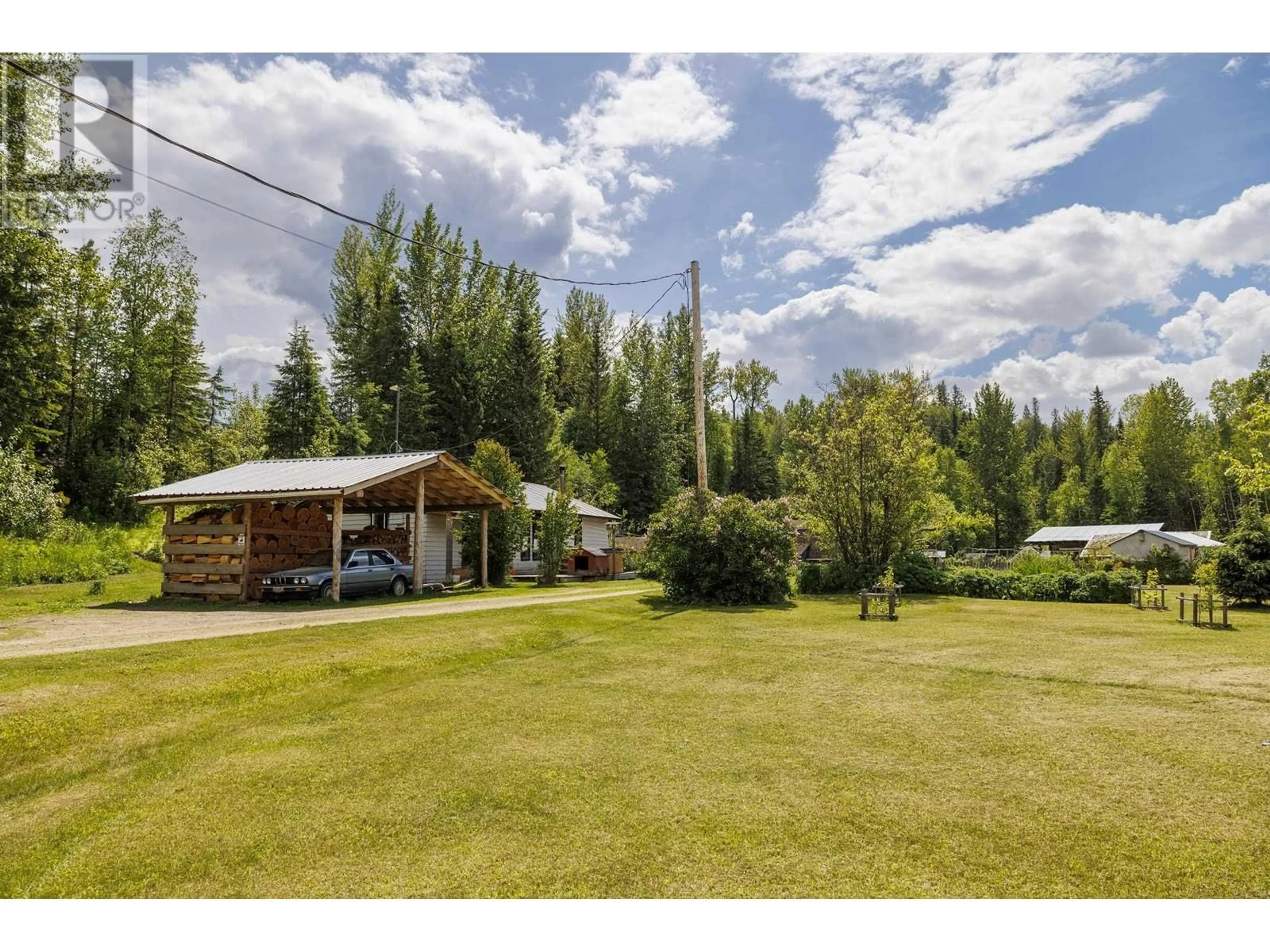 A pic from outside/outdoor area/front of a property/back of a property/a pic from drone, unknown for 9201 LOOS ROAD, McBride British Columbia V0J3E0