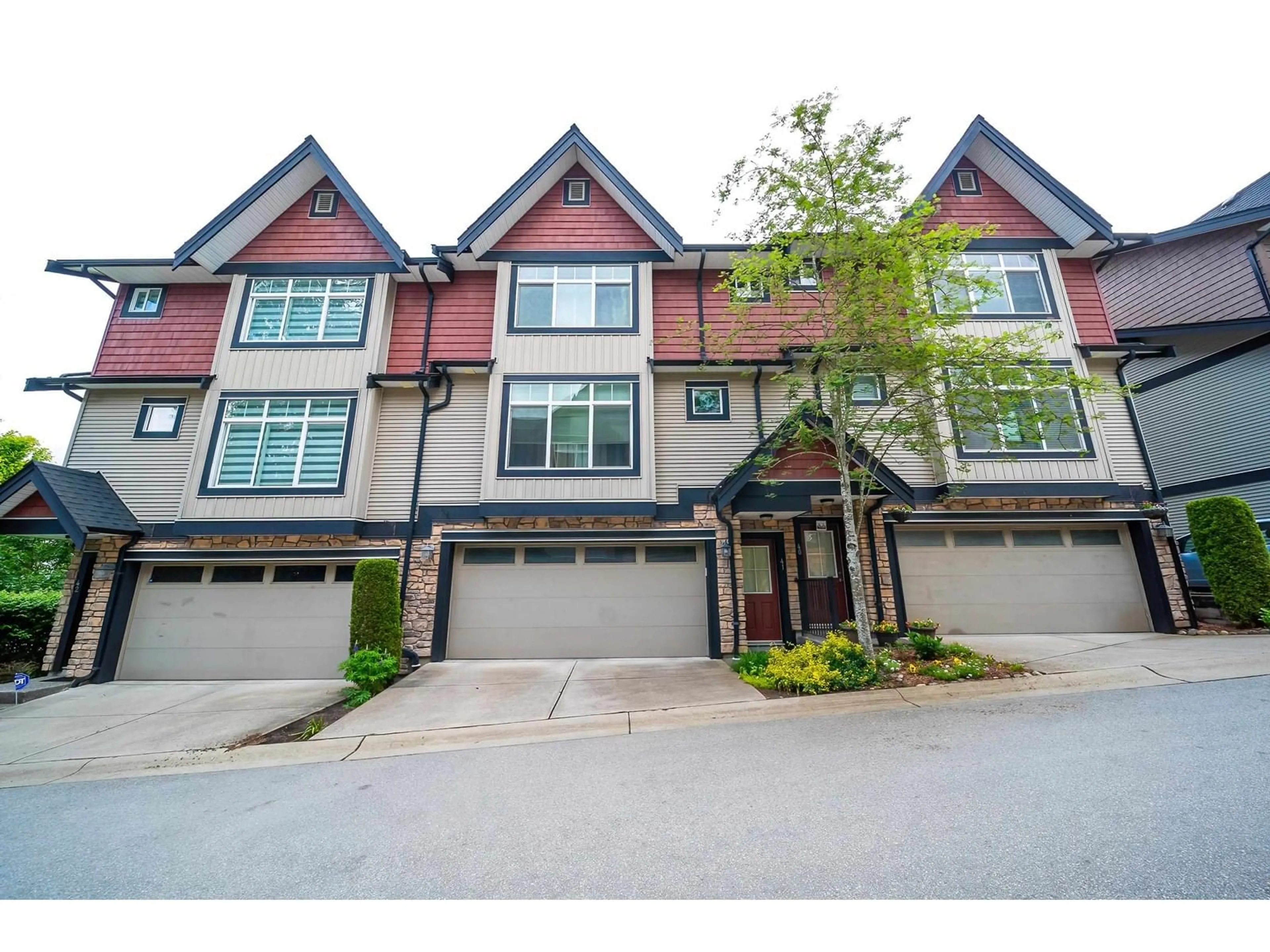 A pic from exterior of the house or condo for 41 6299 144 STREET, Surrey British Columbia V3X1A2