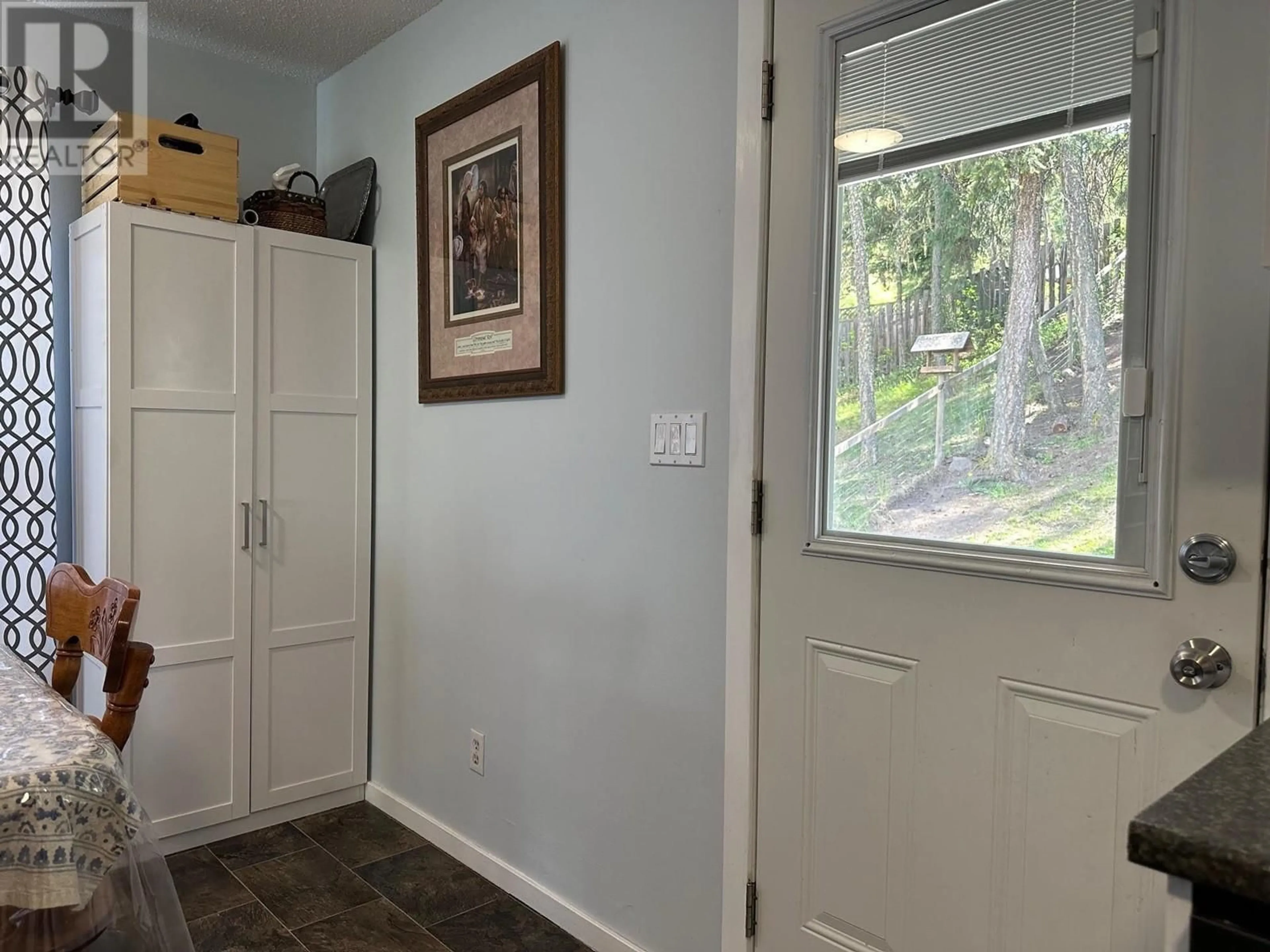 Indoor entryway for 205 GIBBON ROAD, Williams Lake British Columbia V2G3N1
