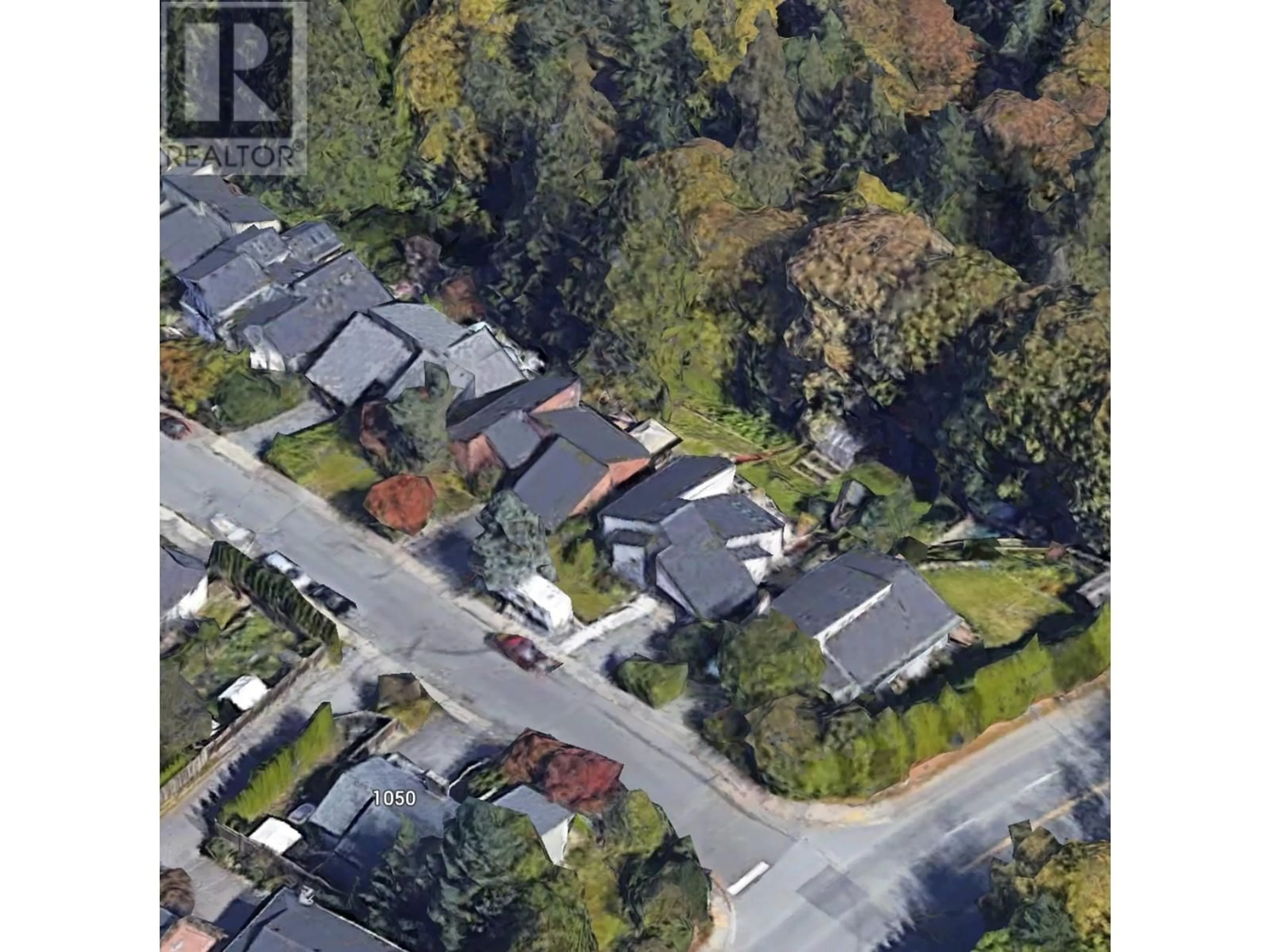 A pic from outside/outdoor area/front of a property/back of a property/a pic from drone, street for 1051 DOLPHIN STREET, Coquitlam British Columbia V3C4N3