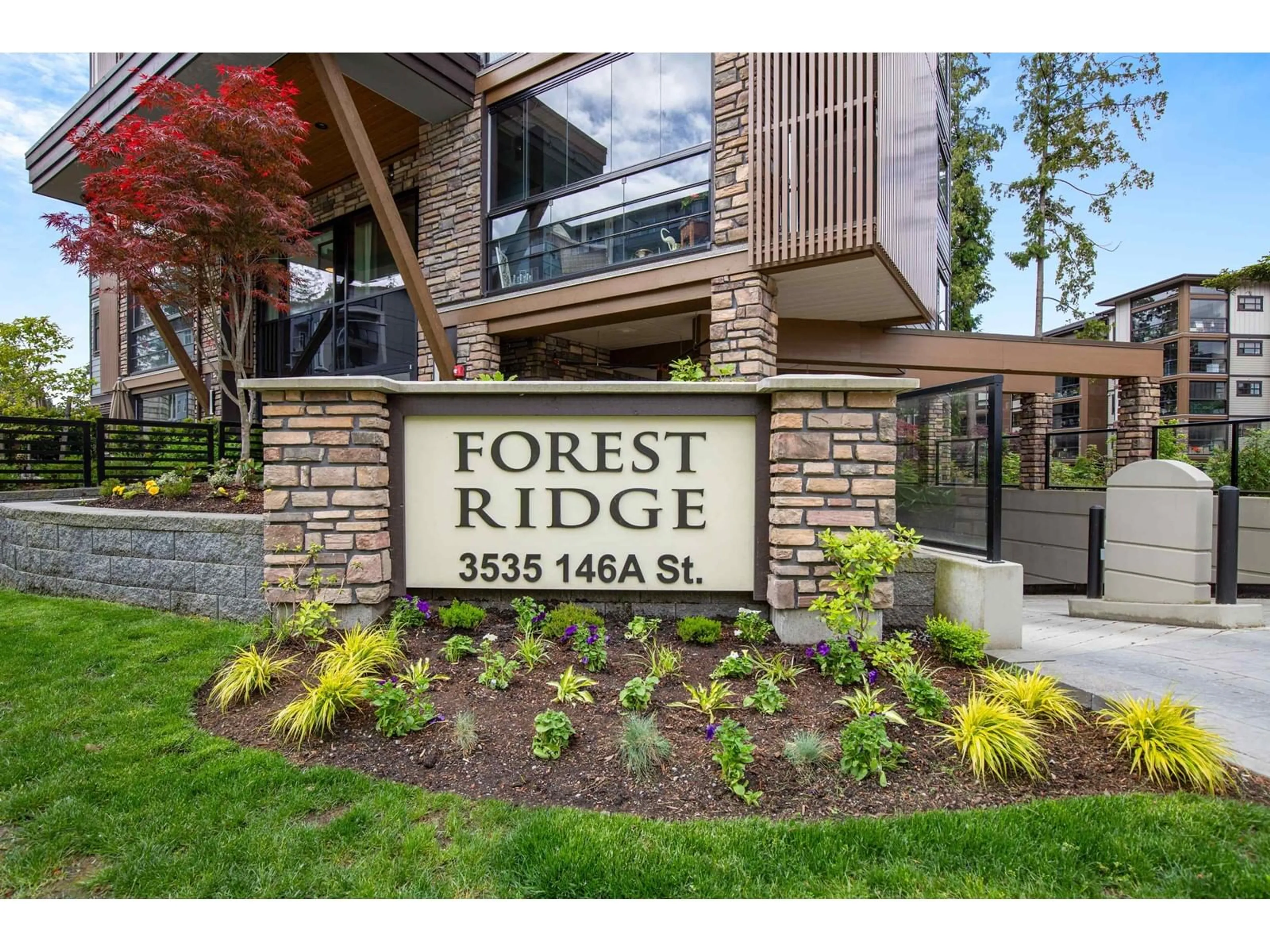 Forest view for 507 3535 146A STREET, Surrey British Columbia V4P0H2