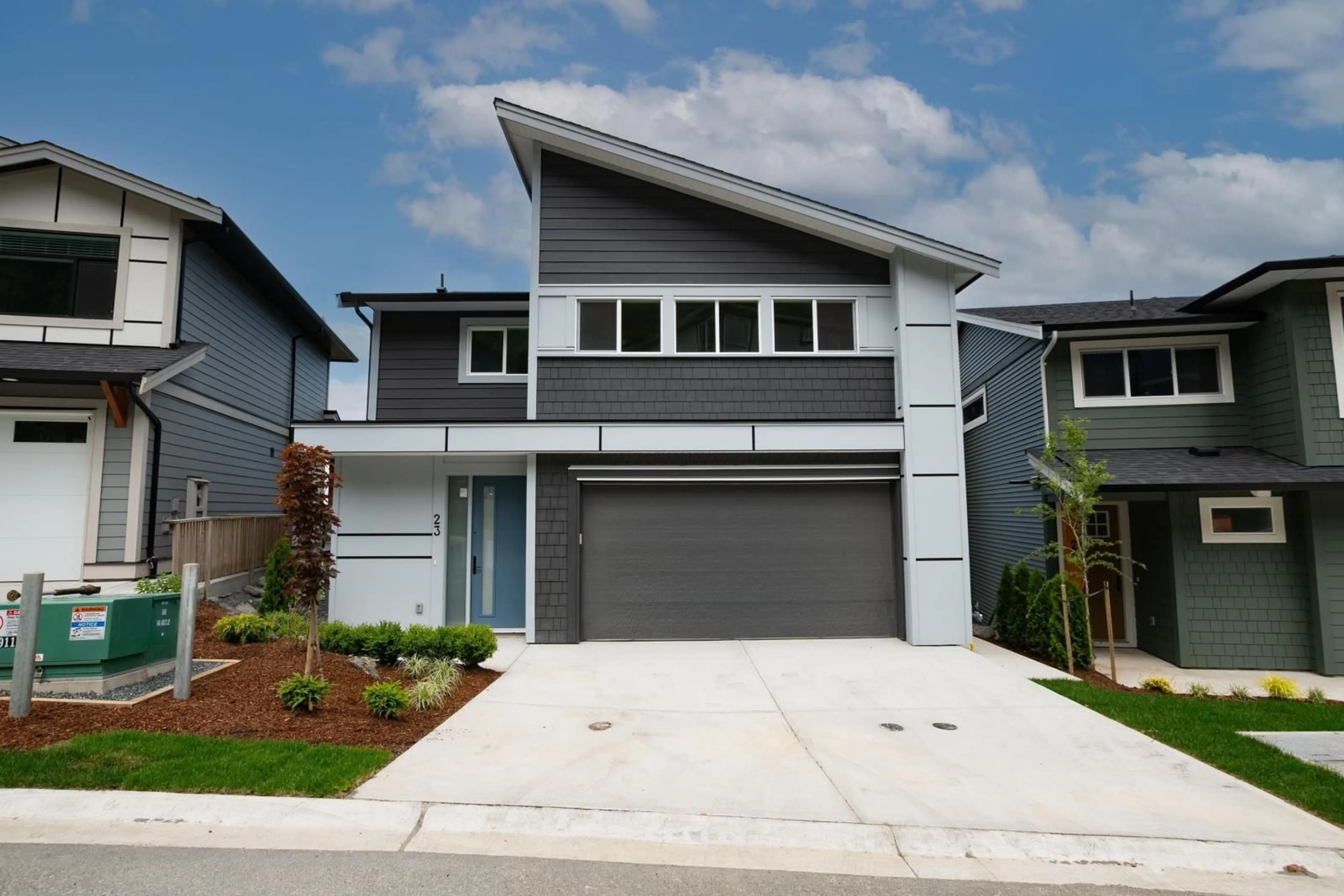 Frontside or backside of a home, the street view for 23 6262 REXFORD DRIVE, Chilliwack British Columbia V2R6B4