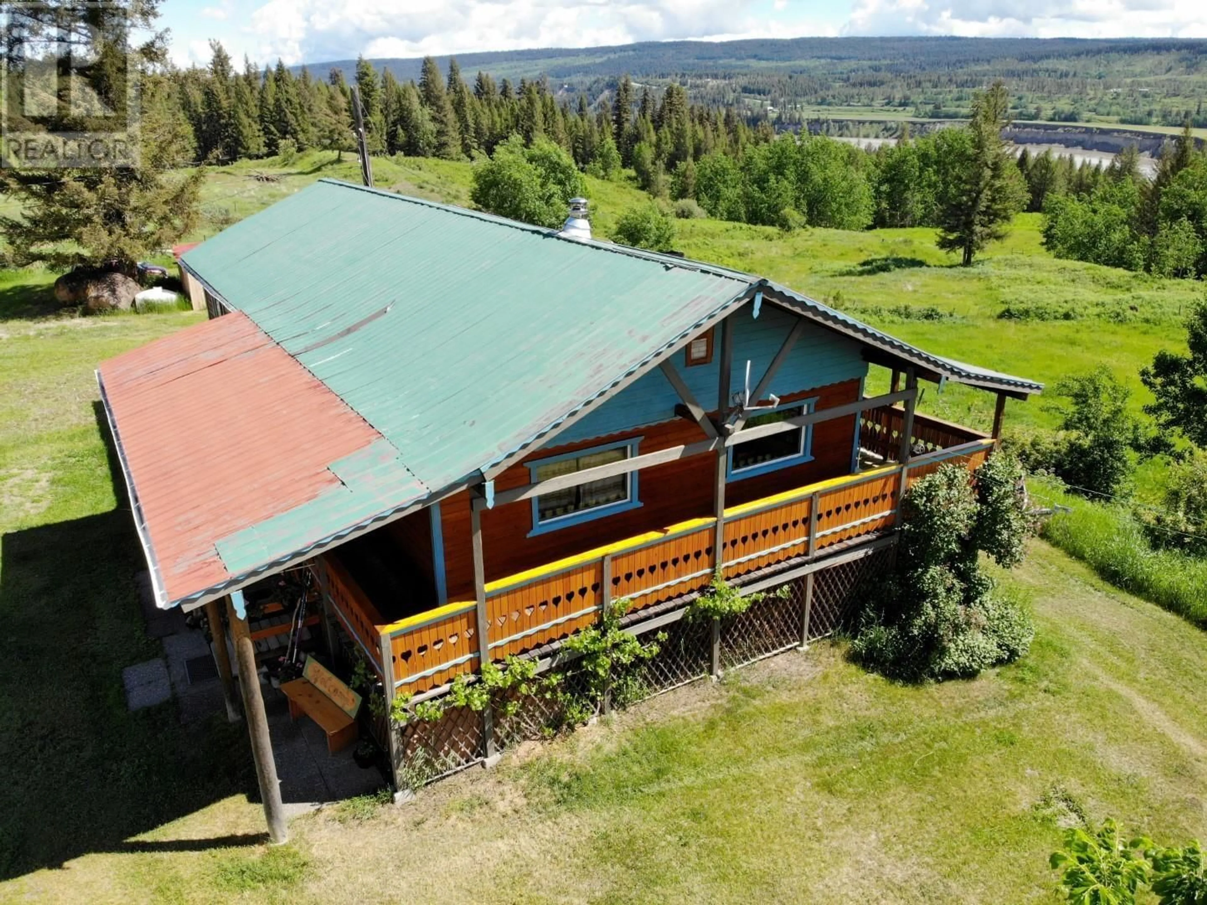 Outside view for 107 CHESLEY ROAD, Quesnel British Columbia V2J6R4
