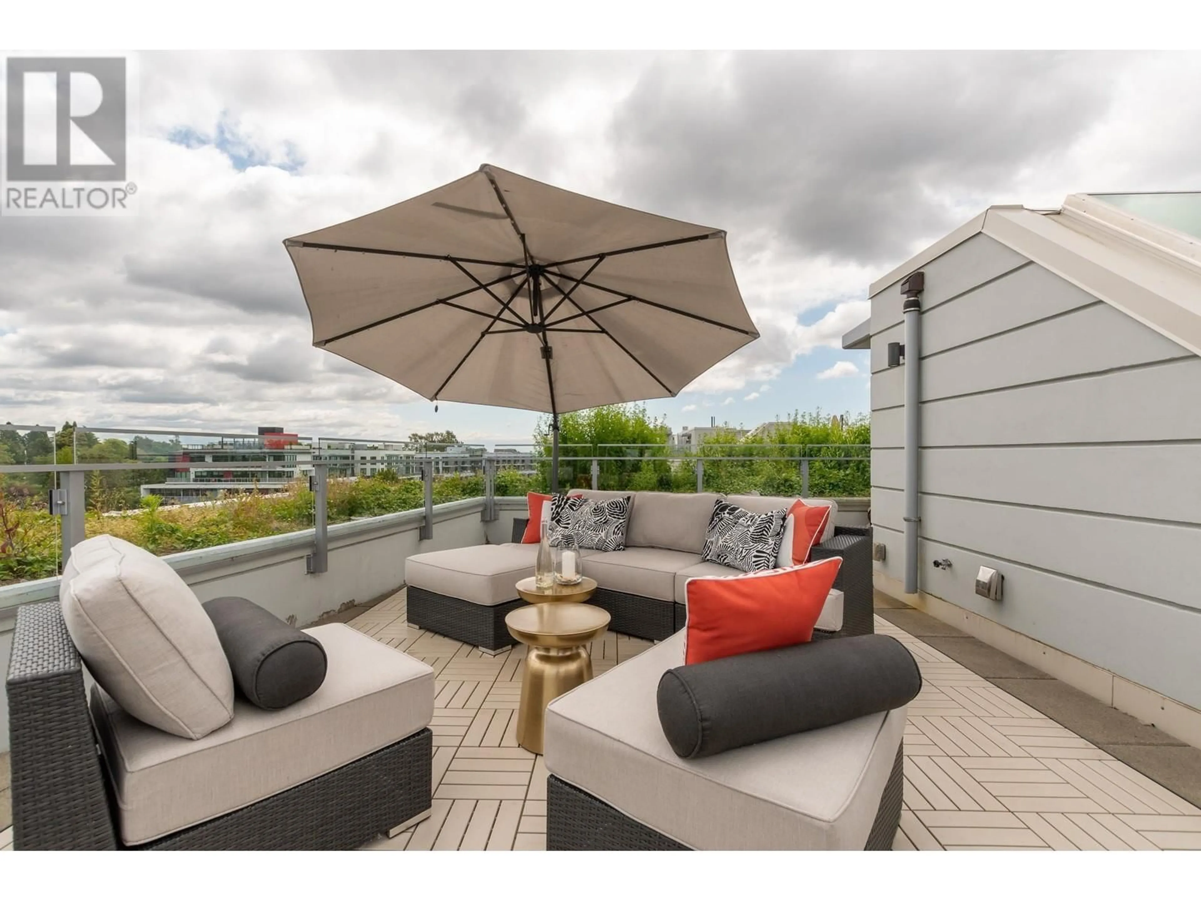 Patio for 603 5033 CAMBIE STREET, Vancouver British Columbia V5Z0H6