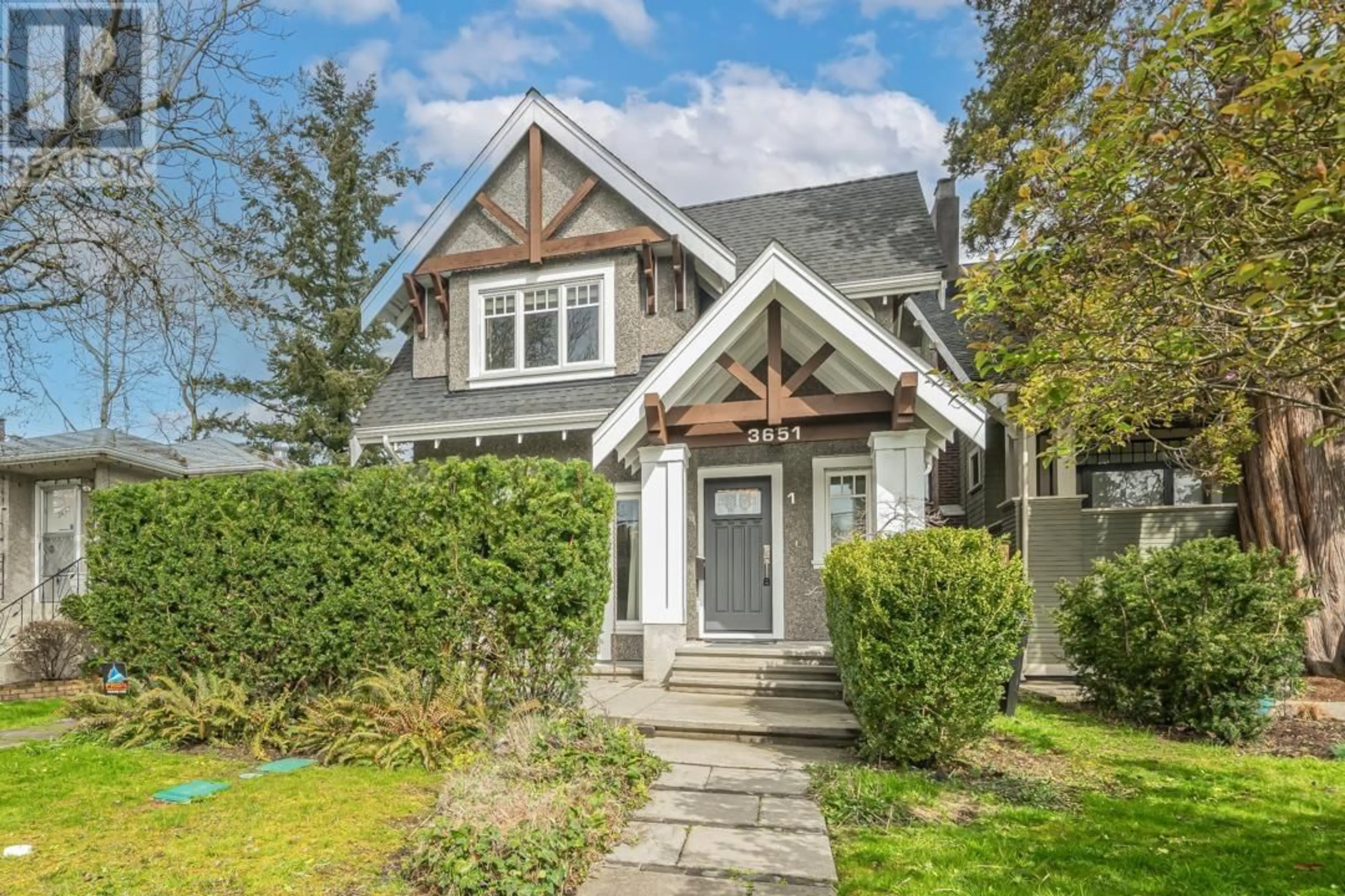 Frontside or backside of a home for 1 3651 W 5TH AVENUE, Vancouver British Columbia V6R1S3