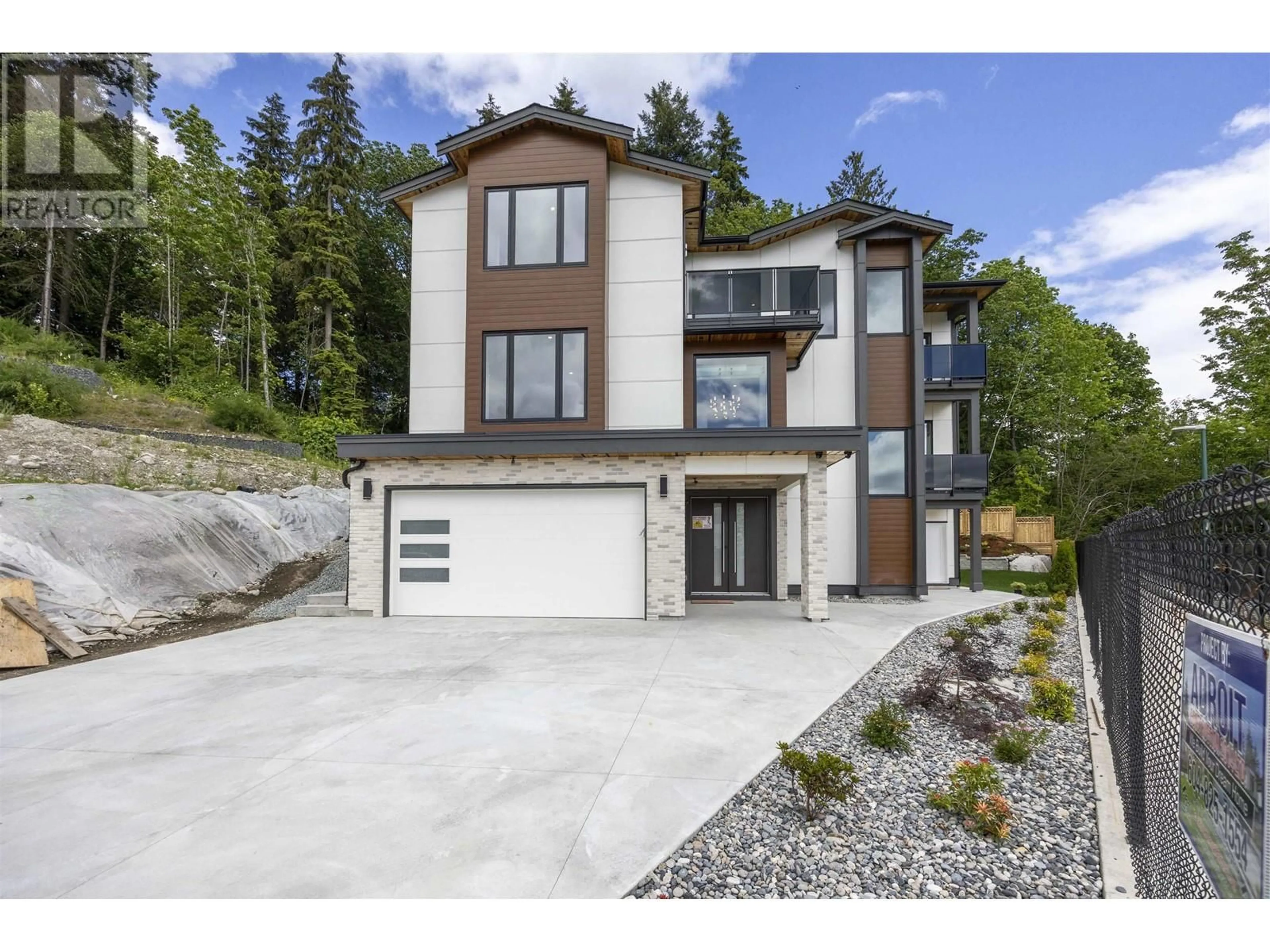 Frontside or backside of a home, mountain for 2271 MONASHEE COURT, Coquitlam British Columbia V3K6P7