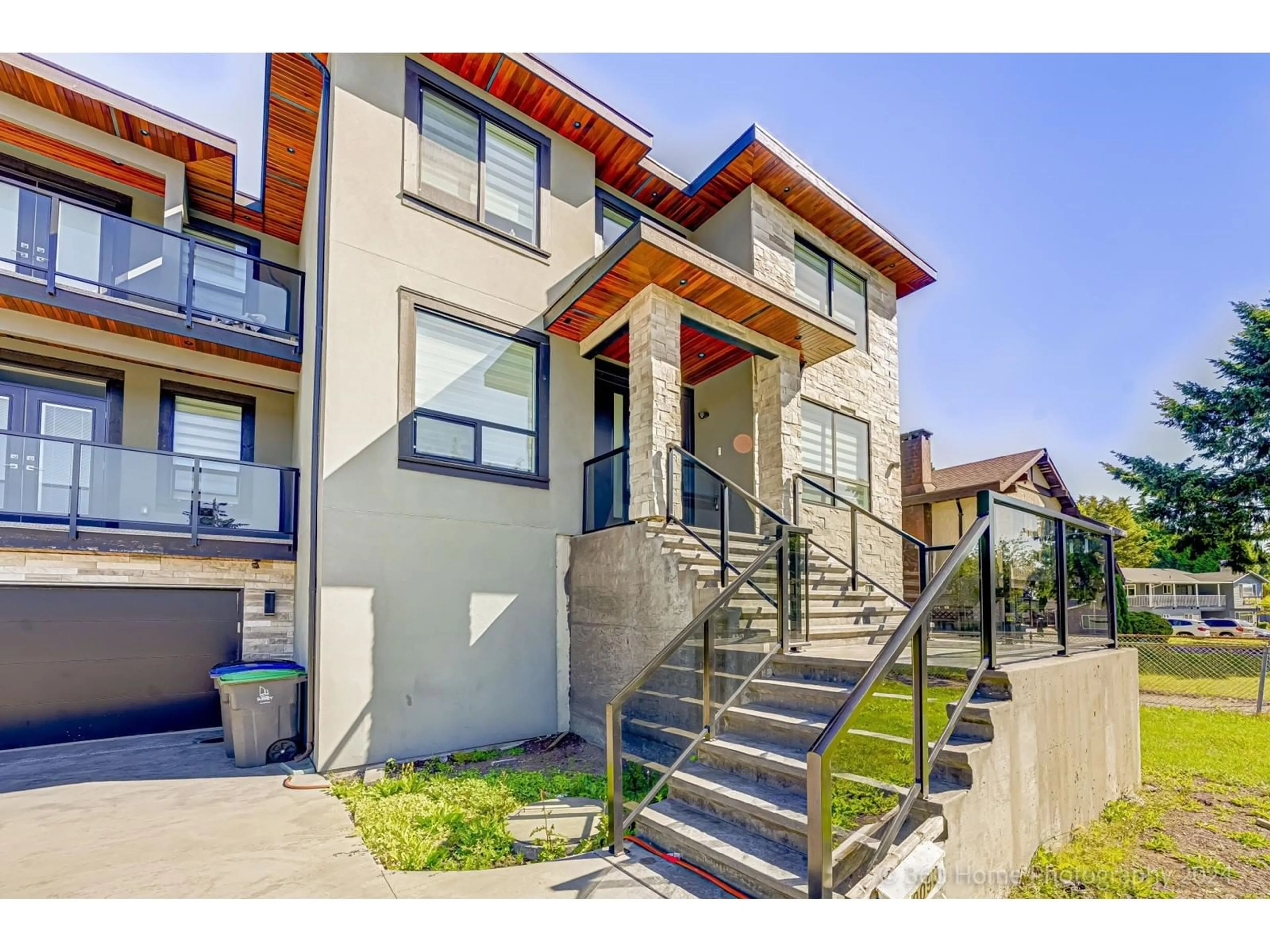 Unknown for 9093 BUCHANAN, Surrey British Columbia V3V6E4