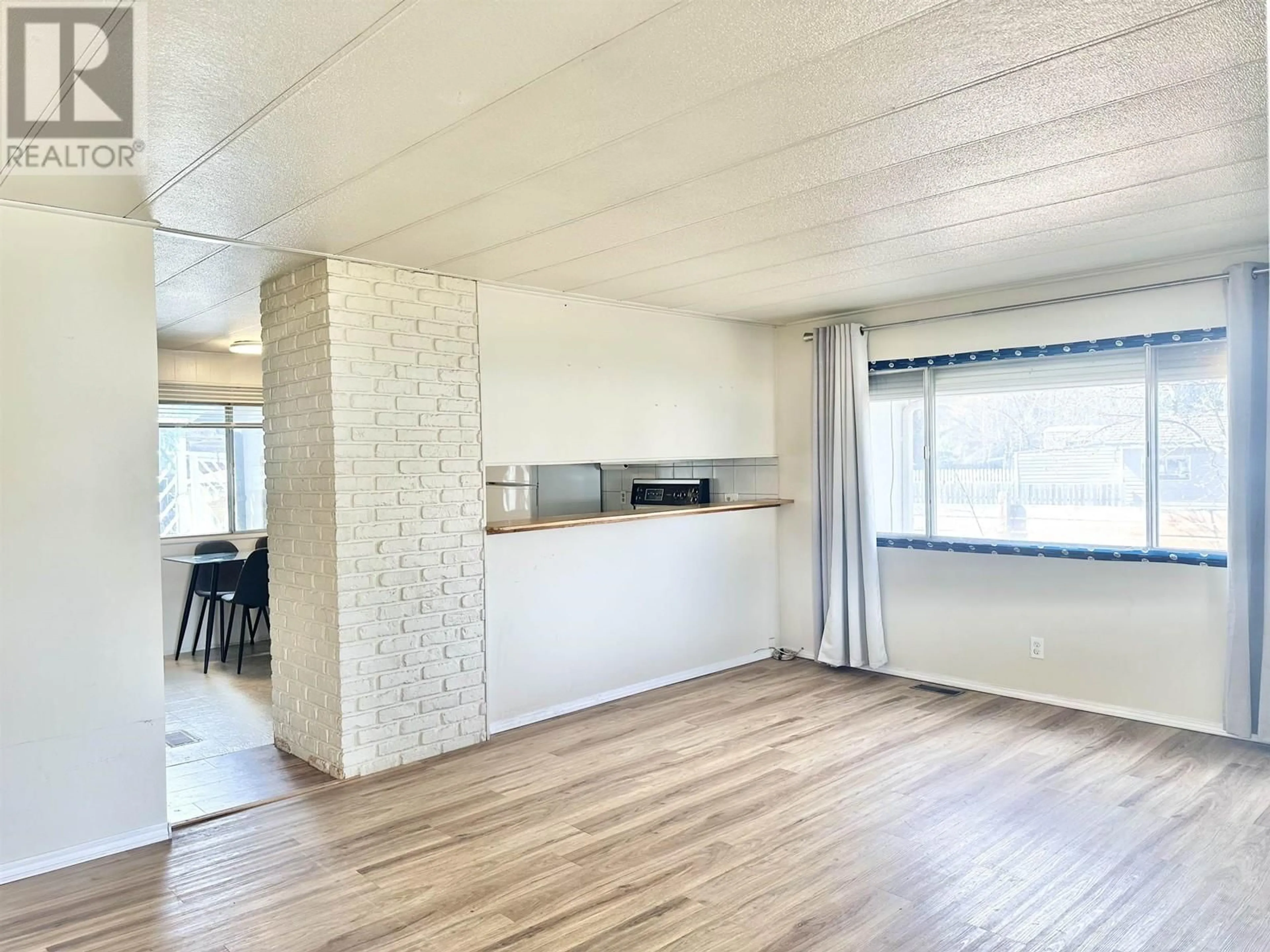 A pic of a room for 1465 6TH AVENUE, Valemount British Columbia V0E2Z0