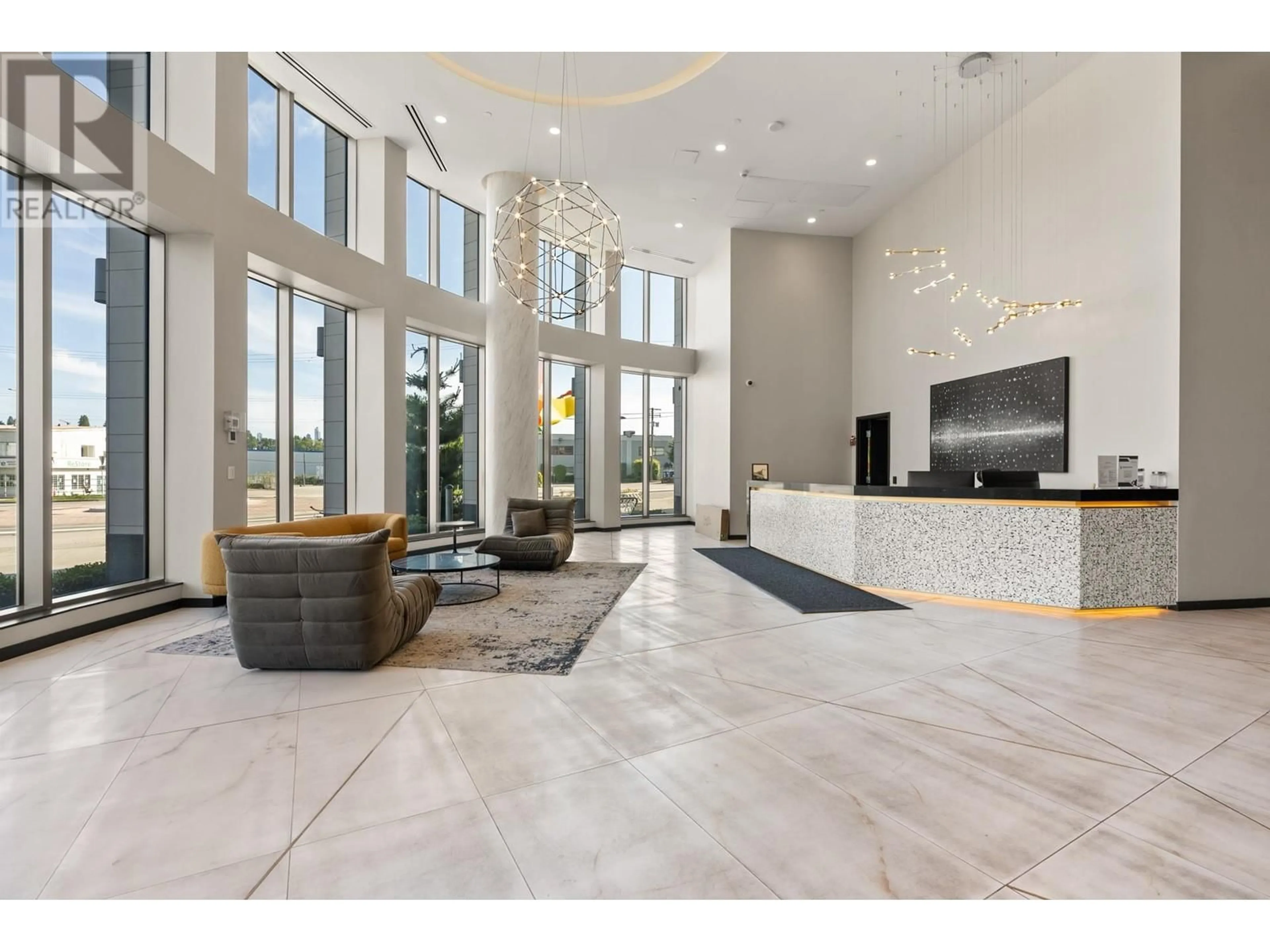 Indoor lobby, ceramic floors for 2301 5311 GORING STREET, Burnaby British Columbia V5B0B5