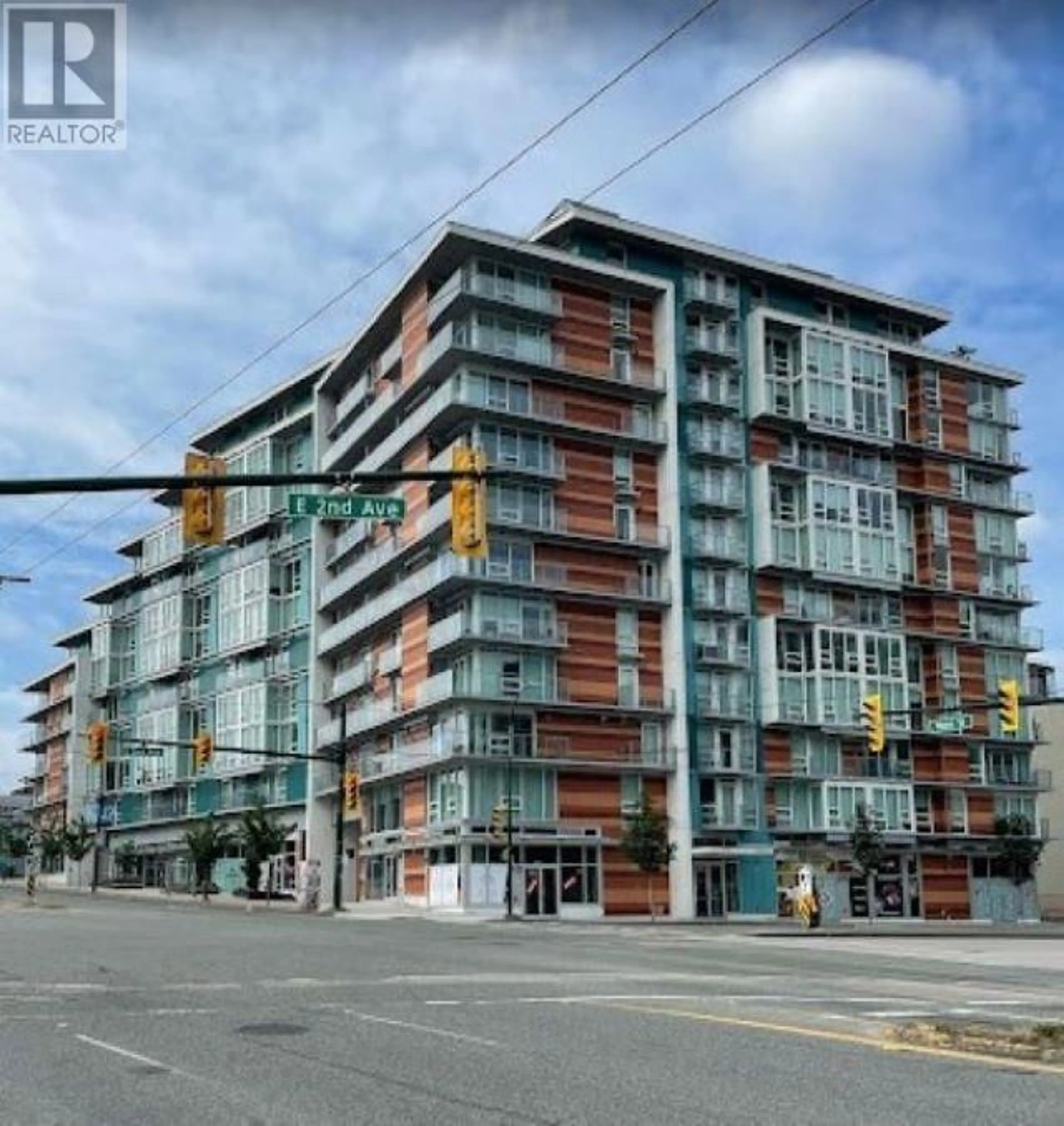 A pic from exterior of the house or condo for 816 180 E 2ND AVENUE, Vancouver British Columbia V5T0K4