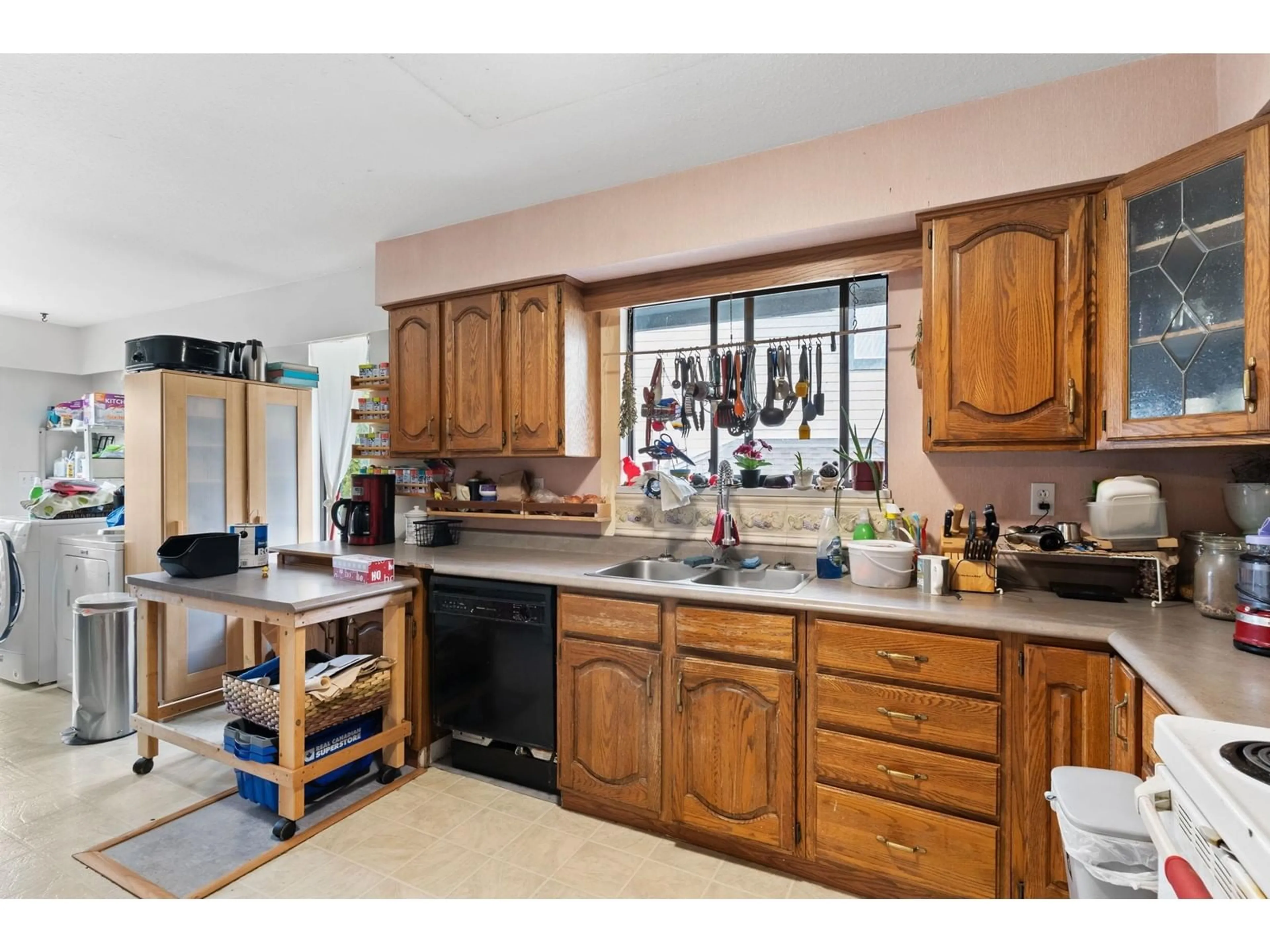 Kitchen for 9095 HARDY ROAD, Delta British Columbia V4C7V8