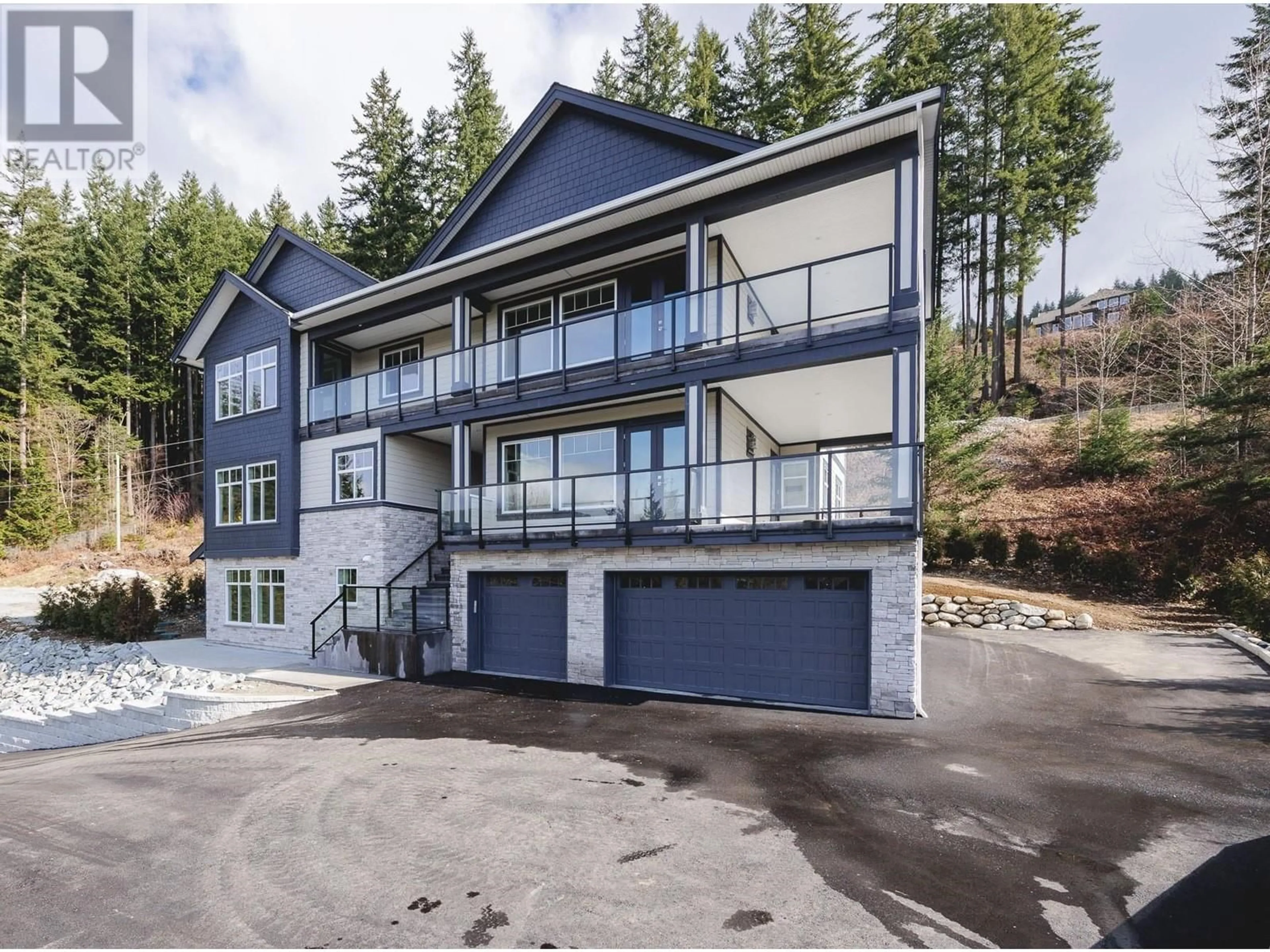 A pic from exterior of the house or condo for 779 SUNSET RIDGE, Anmore British Columbia V3H4Z2