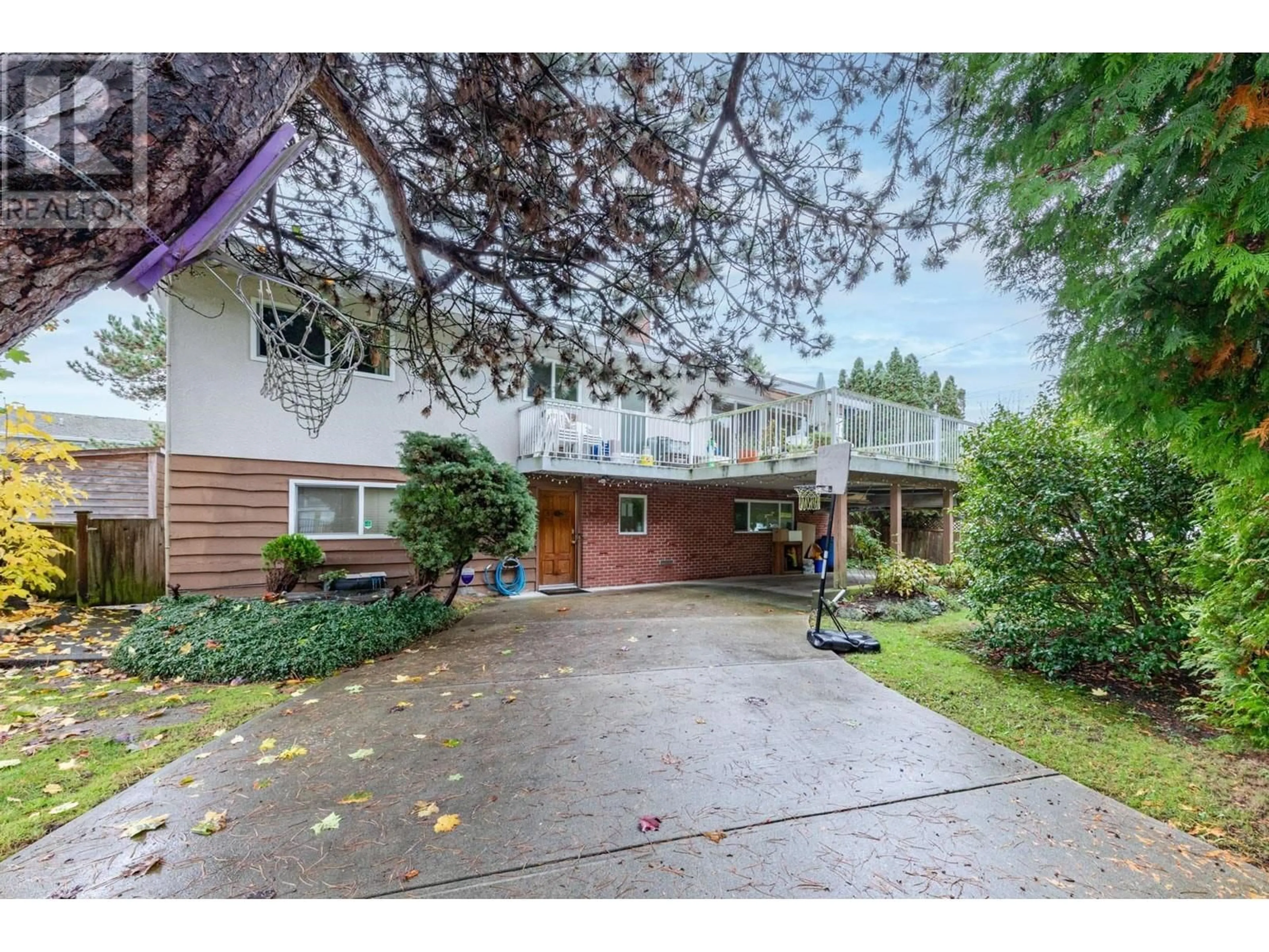 Frontside or backside of a home for 8080 MINLER ROAD, Richmond British Columbia V7C3T7