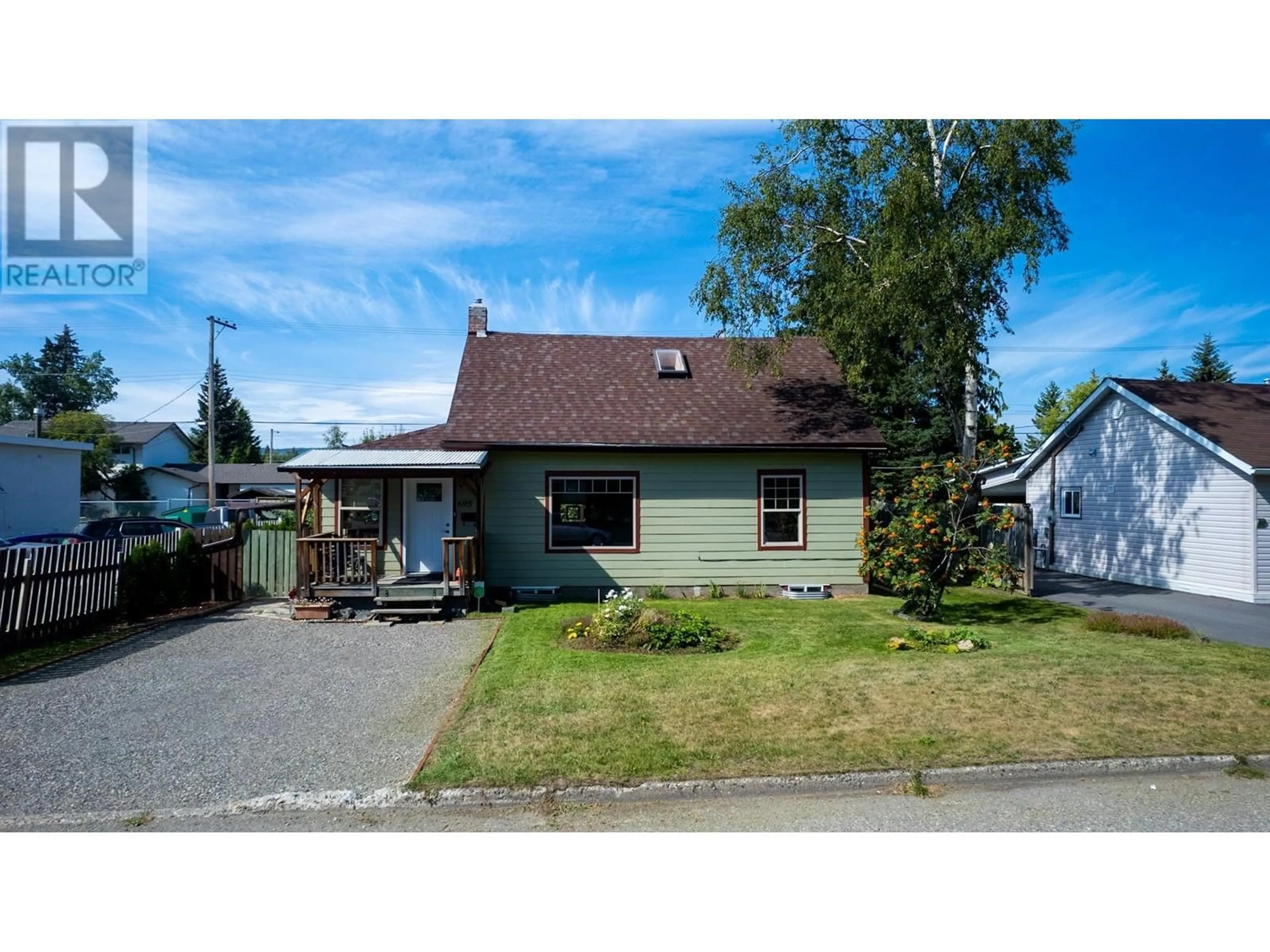 Frontside or backside of a home for 695 ALWARD STREET, Prince George British Columbia V2M2E6