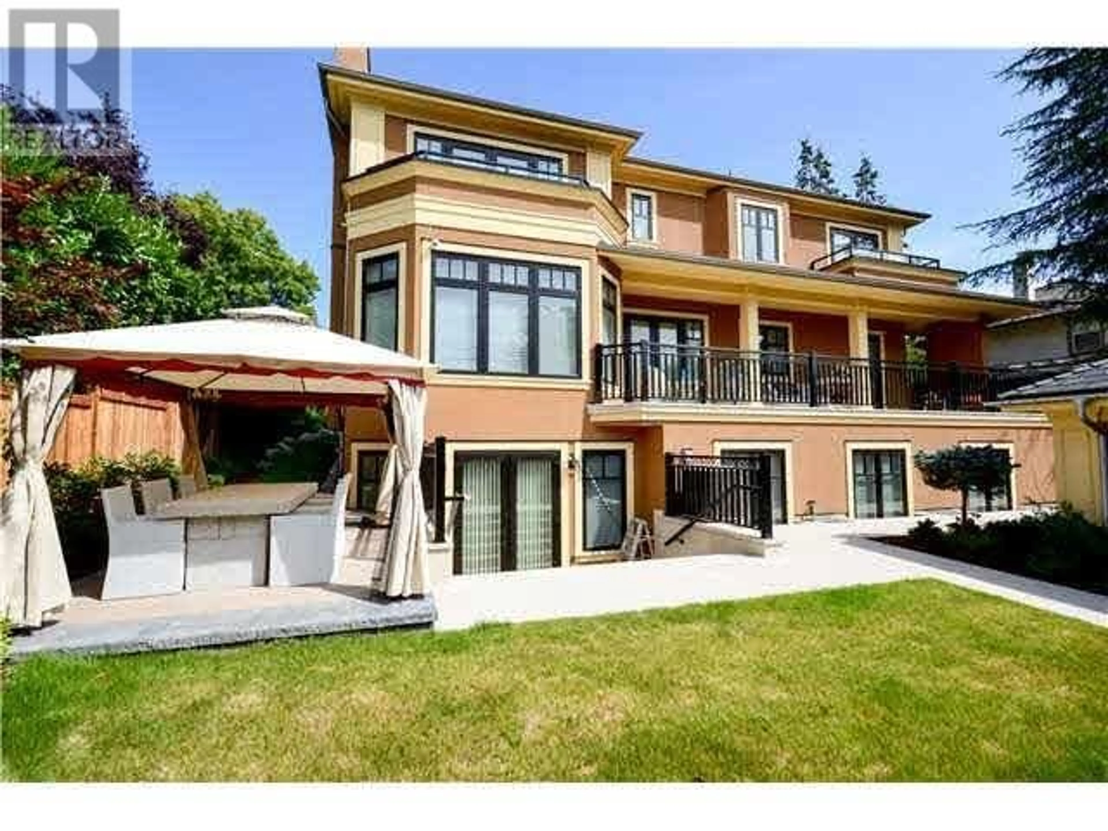 Home with brick exterior material, unknown for 4239 PINE CRESCENT, Vancouver British Columbia V6J4K8