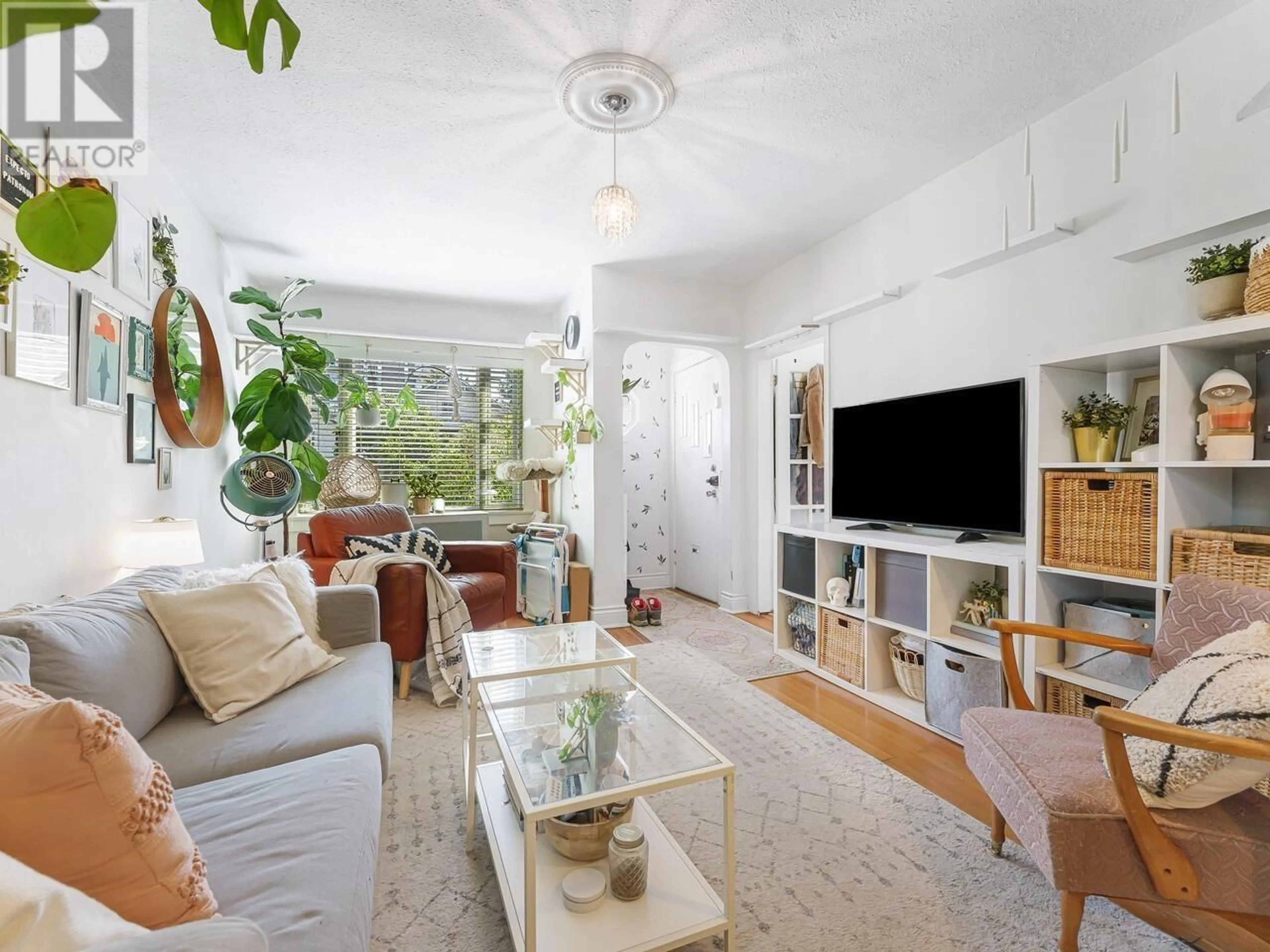 Living room, wood floors for 1625 E 8TH AVENUE, Vancouver British Columbia V5N1T6