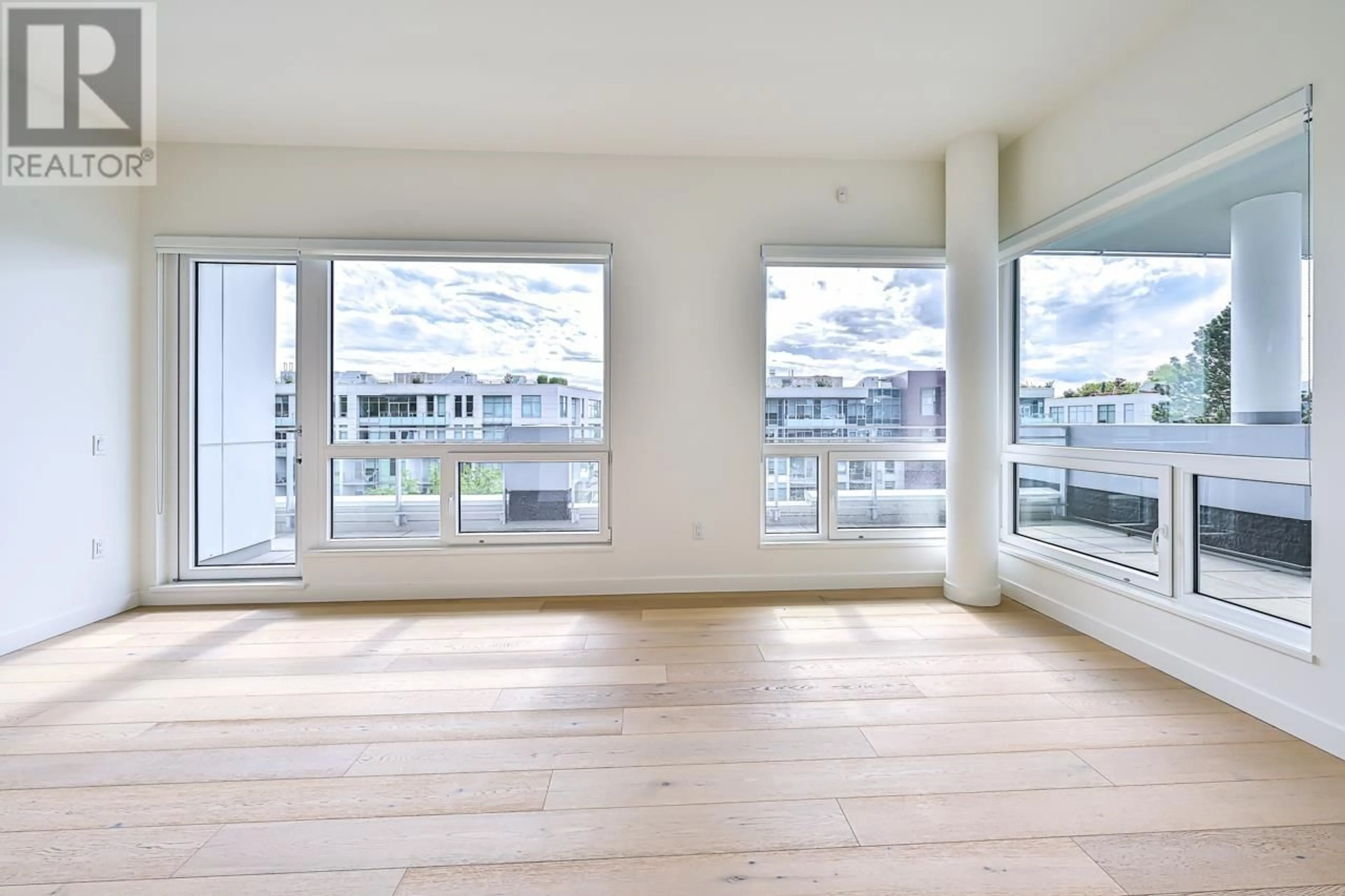 Other indoor space, wood floors for 505 5058 CAMBIE STREET, Vancouver British Columbia V5Z2Z5